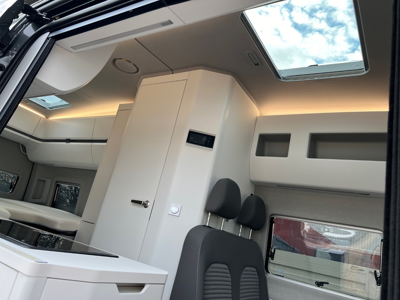 Crafter Grand California 680 TDI Automatik-14