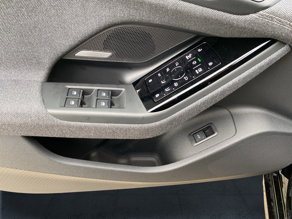 A6 Avant e-tron performance 270 kW-21