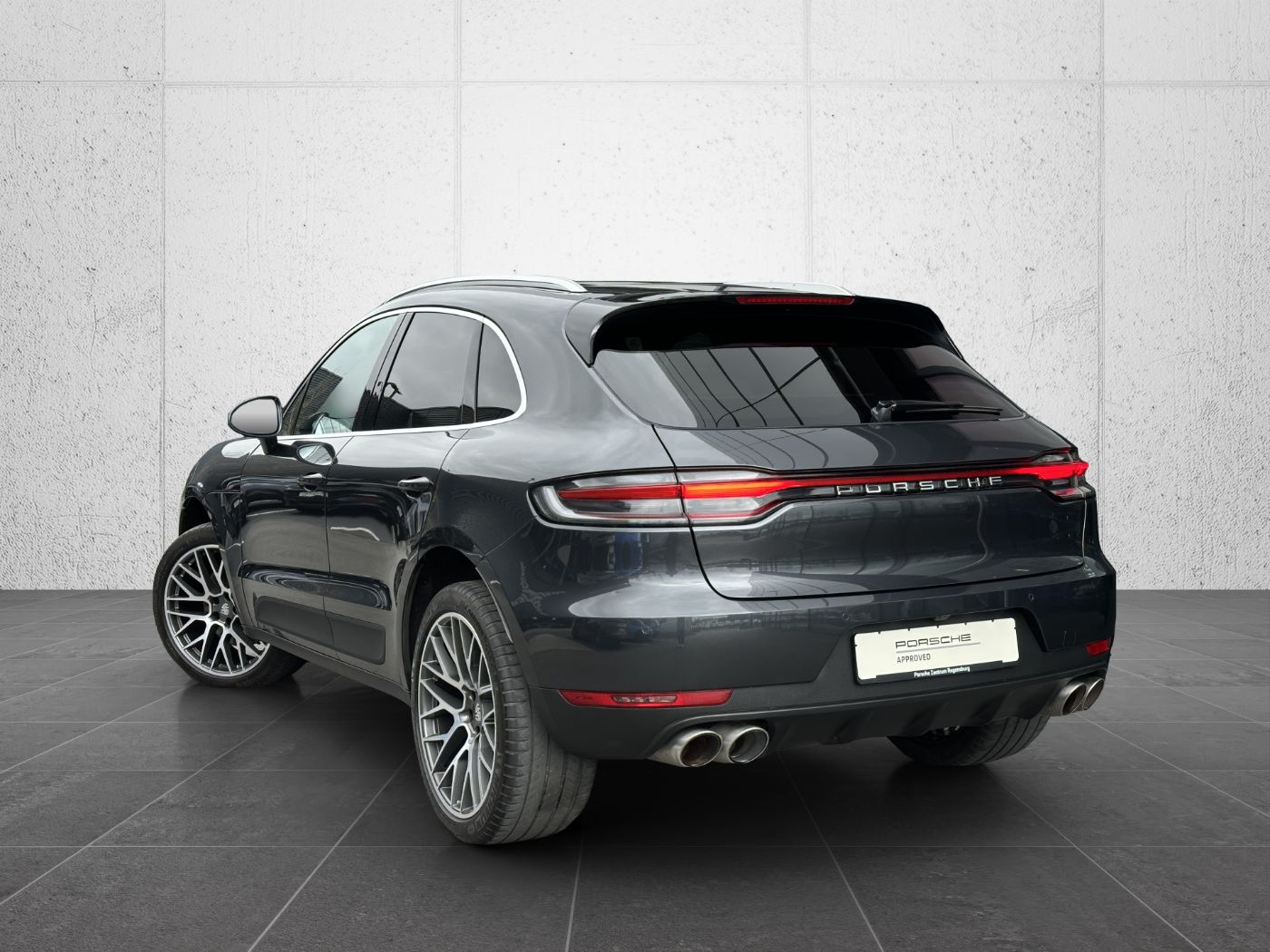 Macan S-2