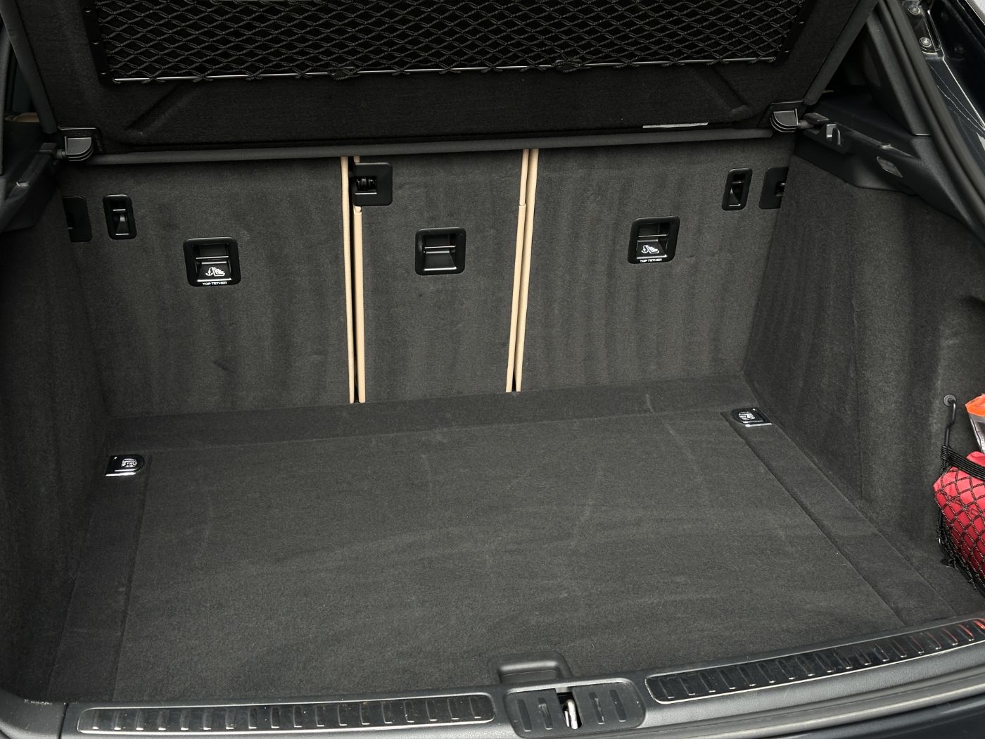 Macan S-25