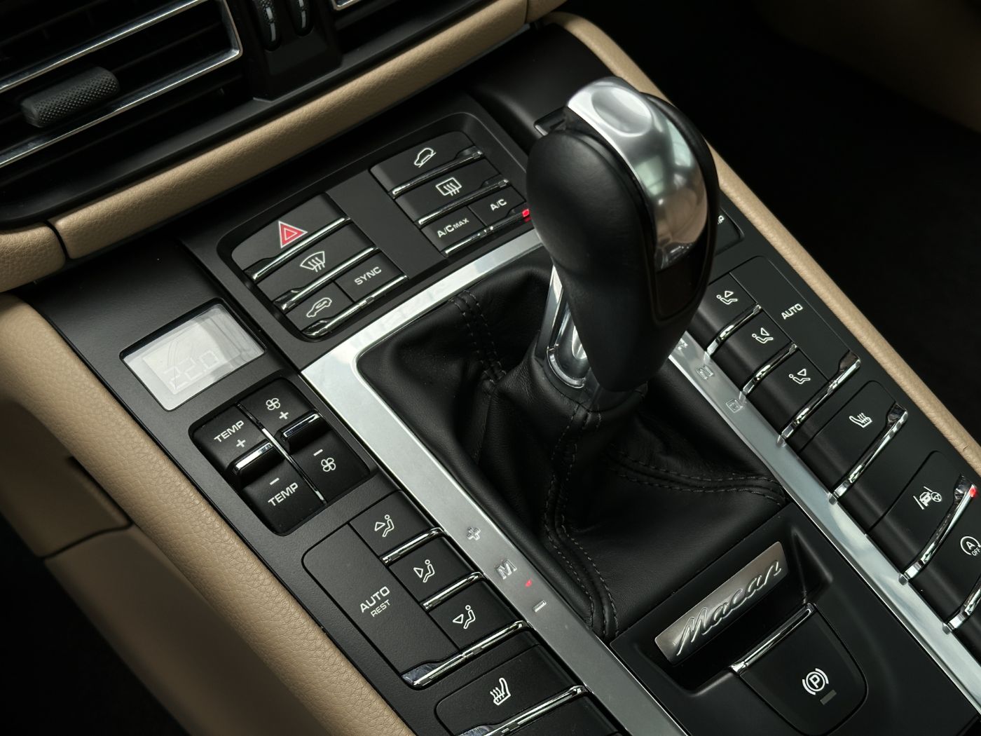 Macan S-11