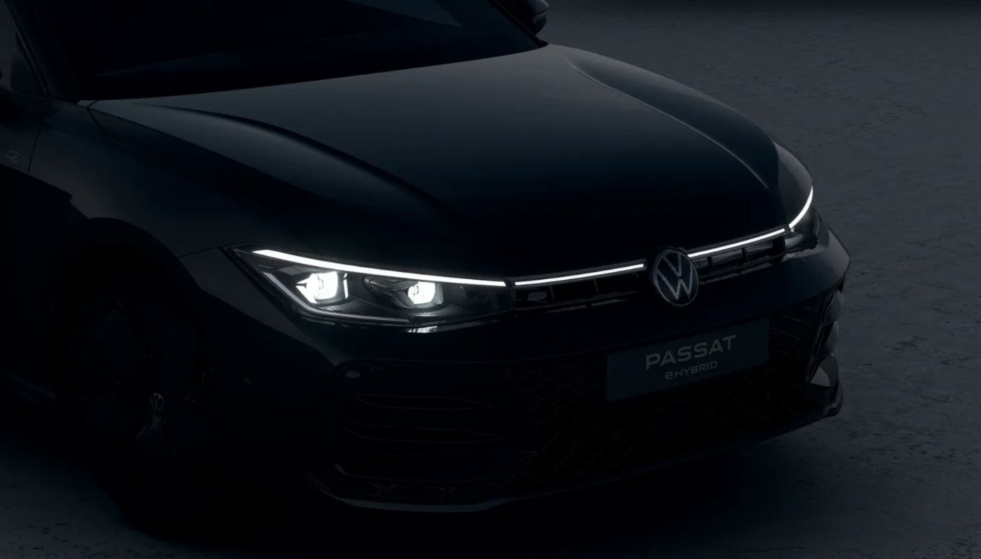 Passat R-Line Hybrid-4