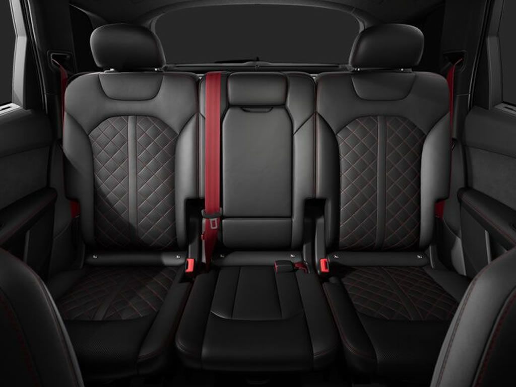 Q7 SUV S line business TFSI e qu. tiptr.-6