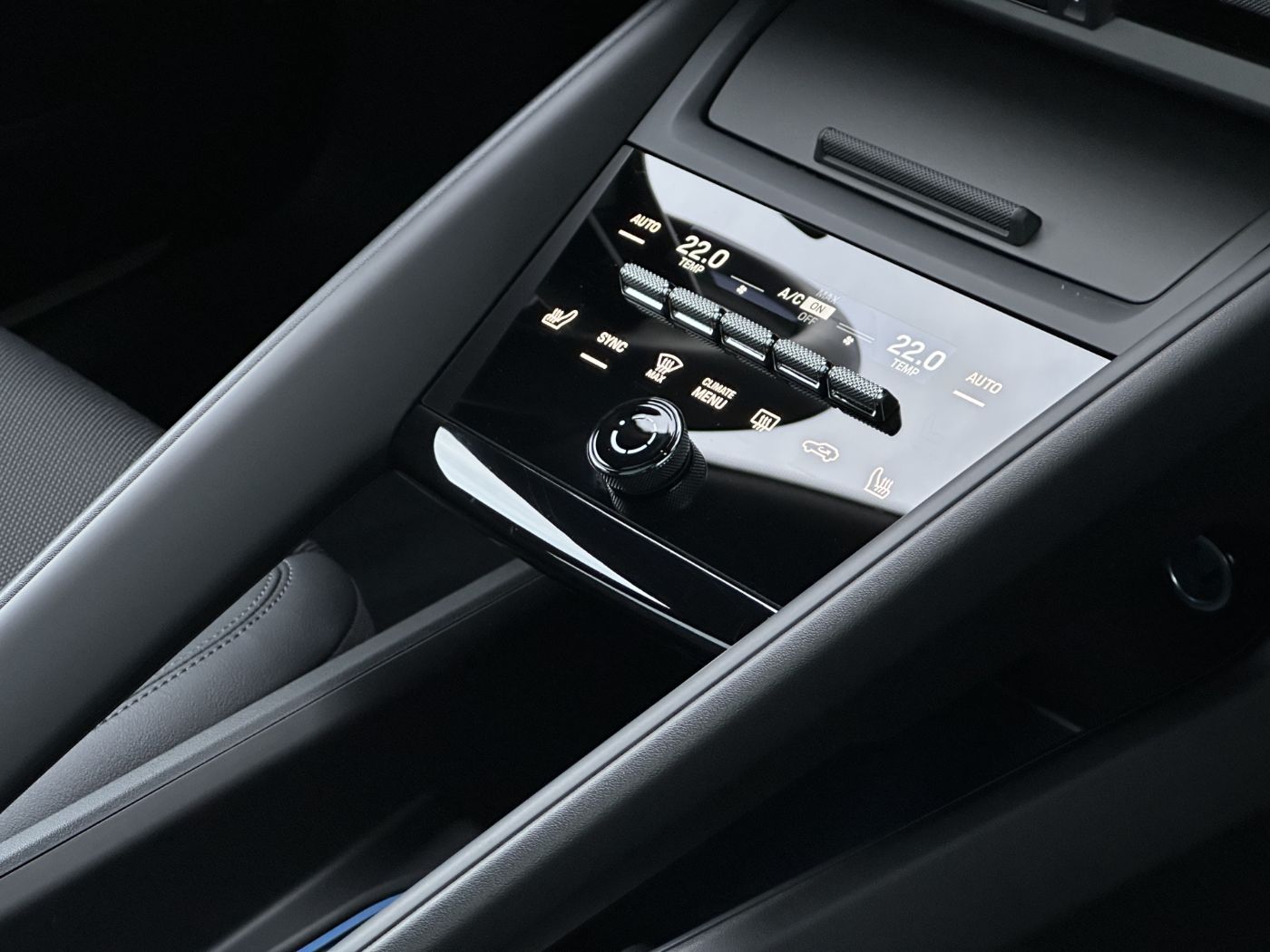 Macan-10