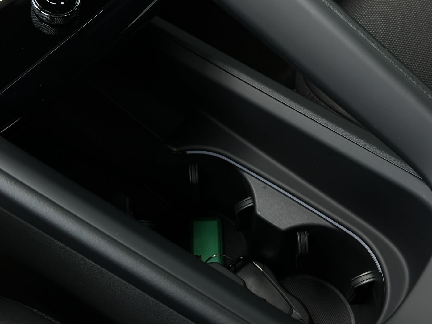 Macan-12