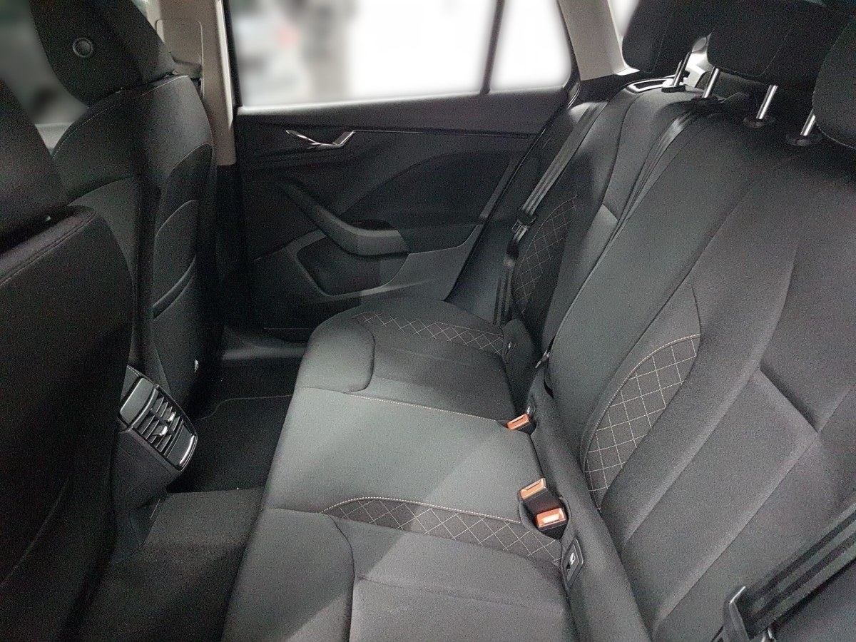 Kamiq Ambition 1.0l TSI KLIMA/SHZ/LM/PDC-5