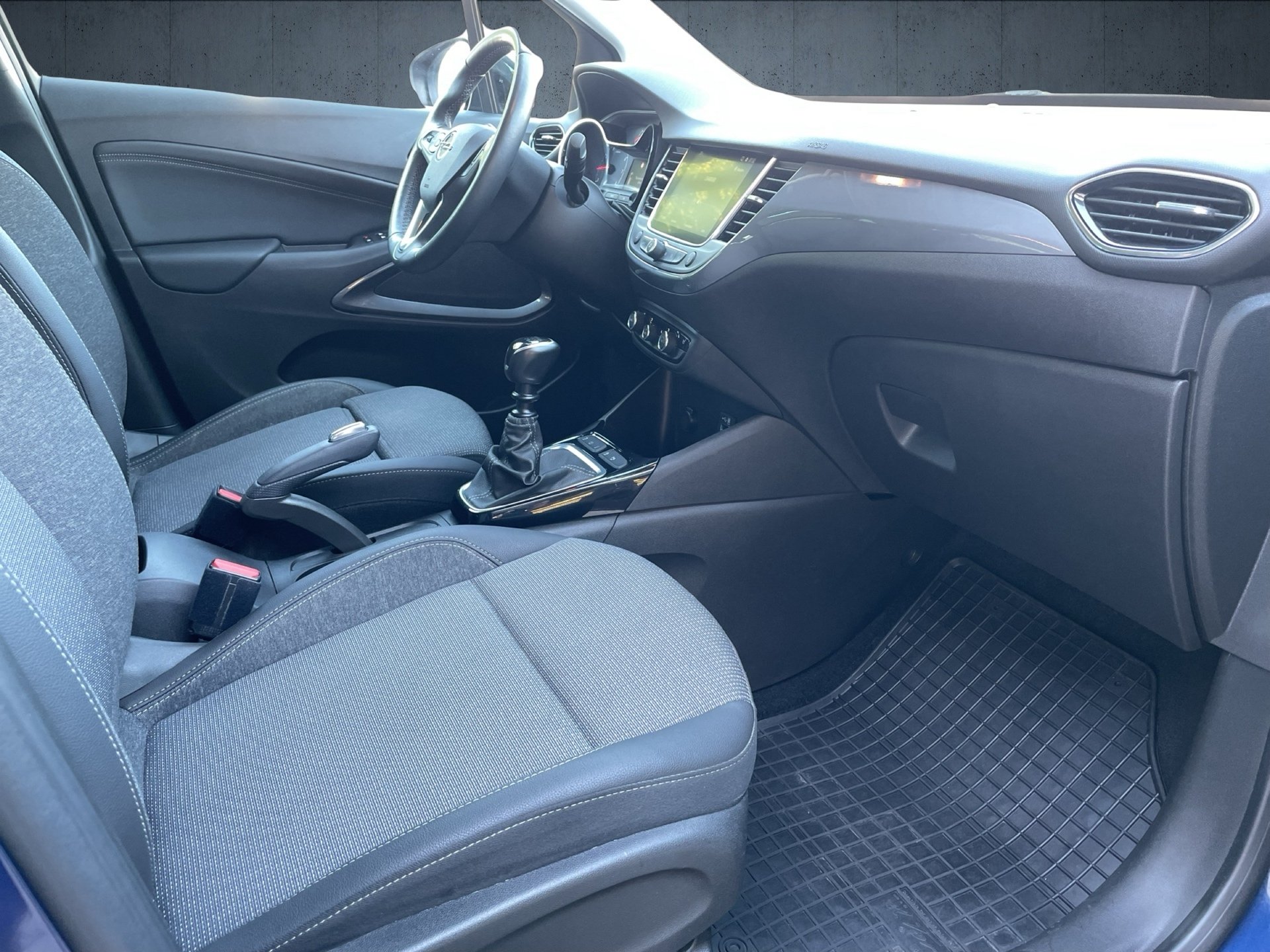 Crossland Business Elegance 1.2 Turbo-13