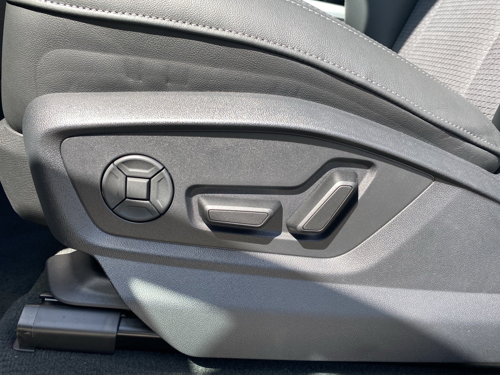 Q7 SUV S line business TFSI e qu. tiptr.-17