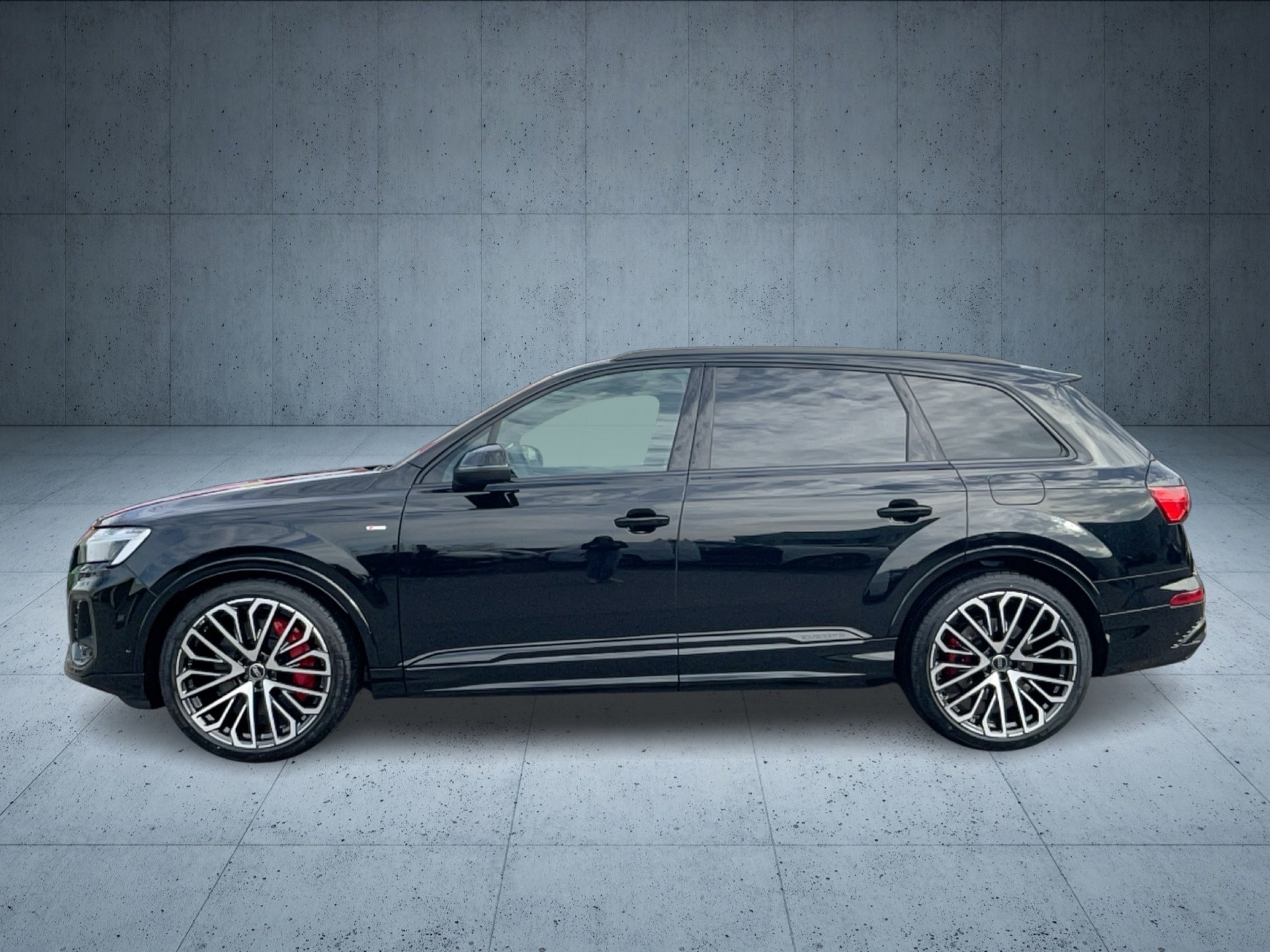 Q7 SUV S line business TFSI e qu. tiptr.-1