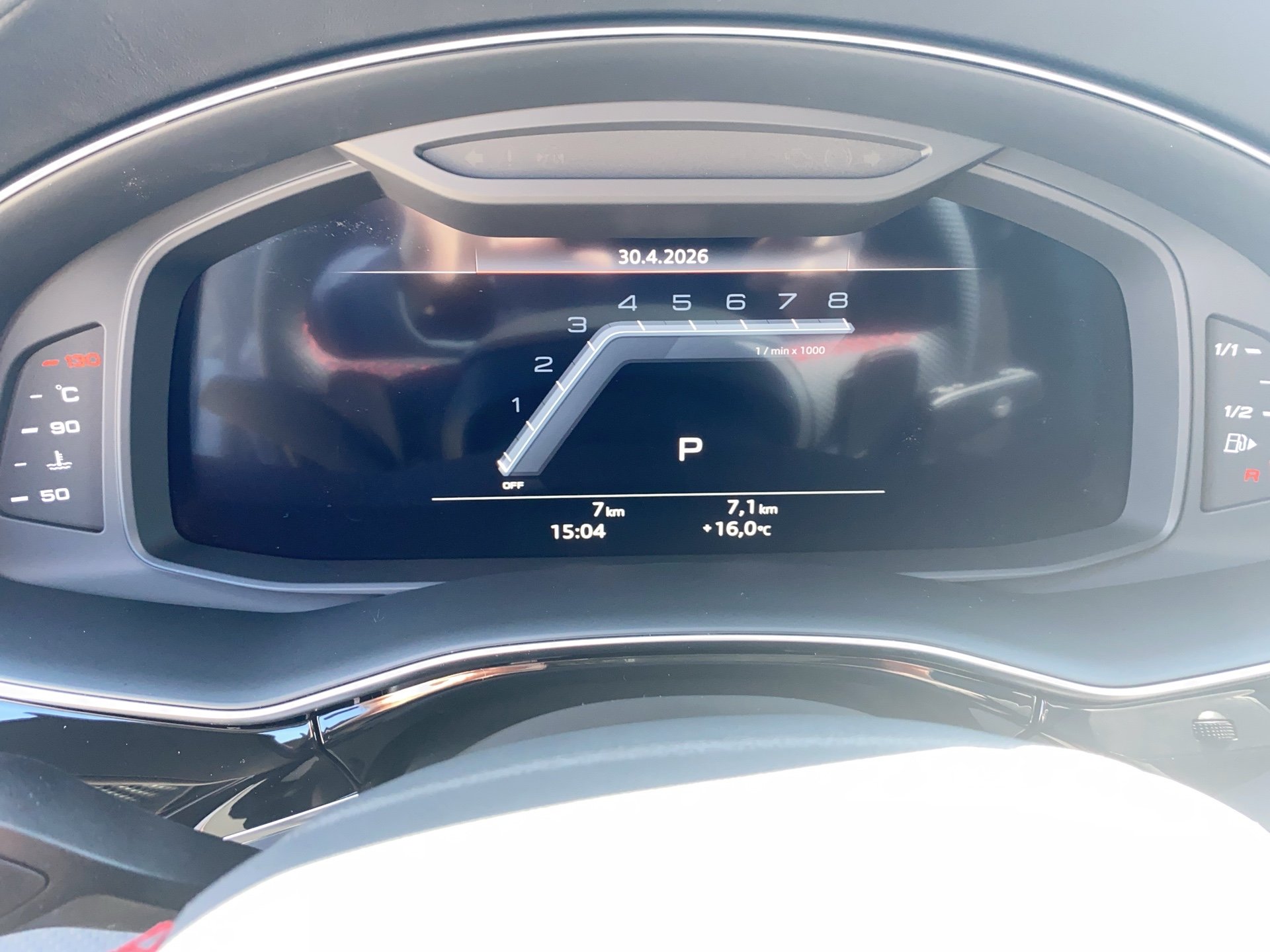 SQ8 SUV TFSI tiptr.-8