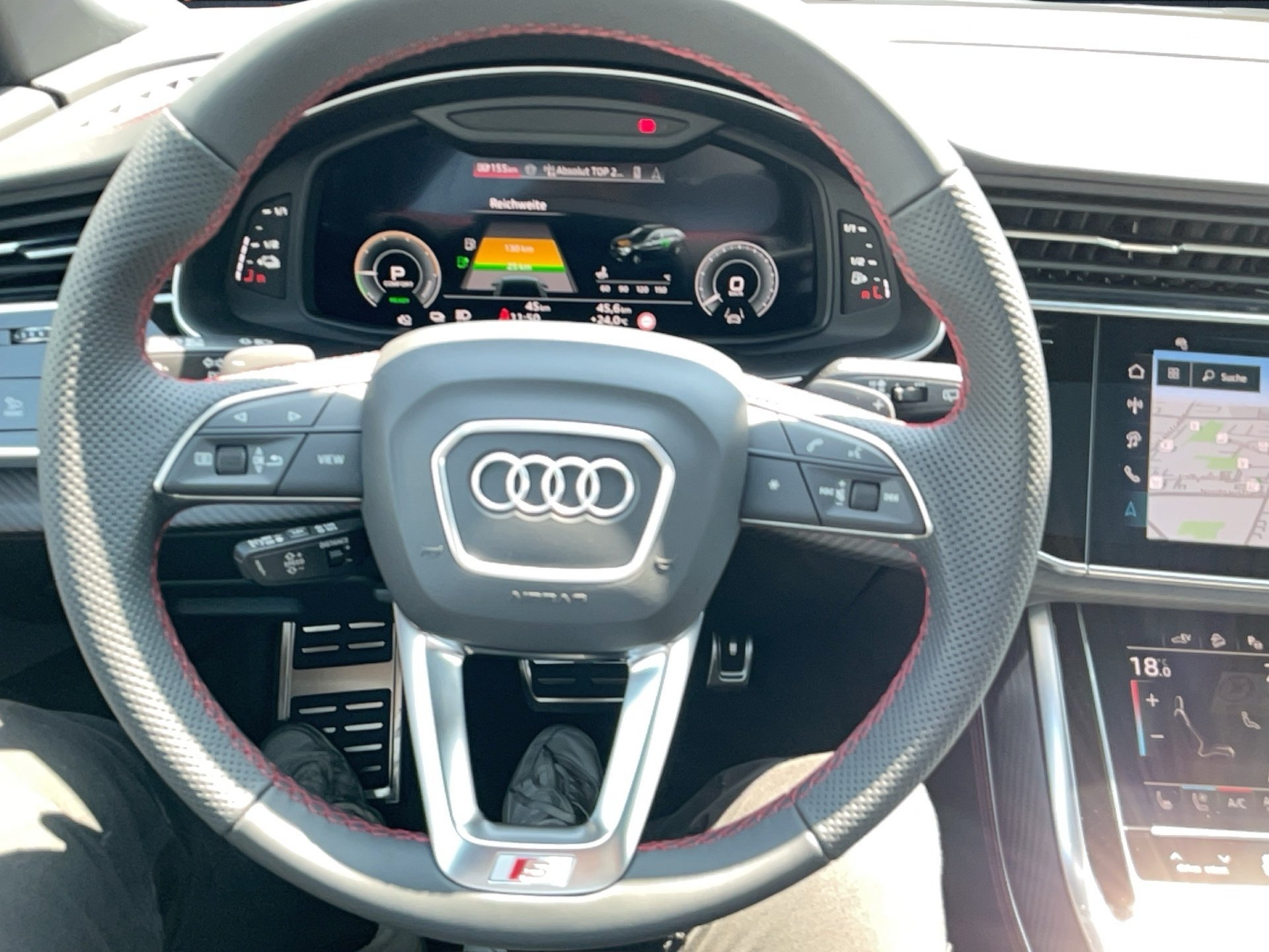 Q8 SUV S line business TFSI e qu tiptr-9