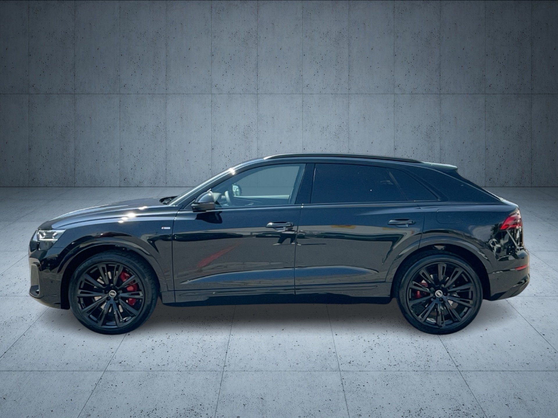 Q8 SUV S line business TFSI e qu tiptr-1