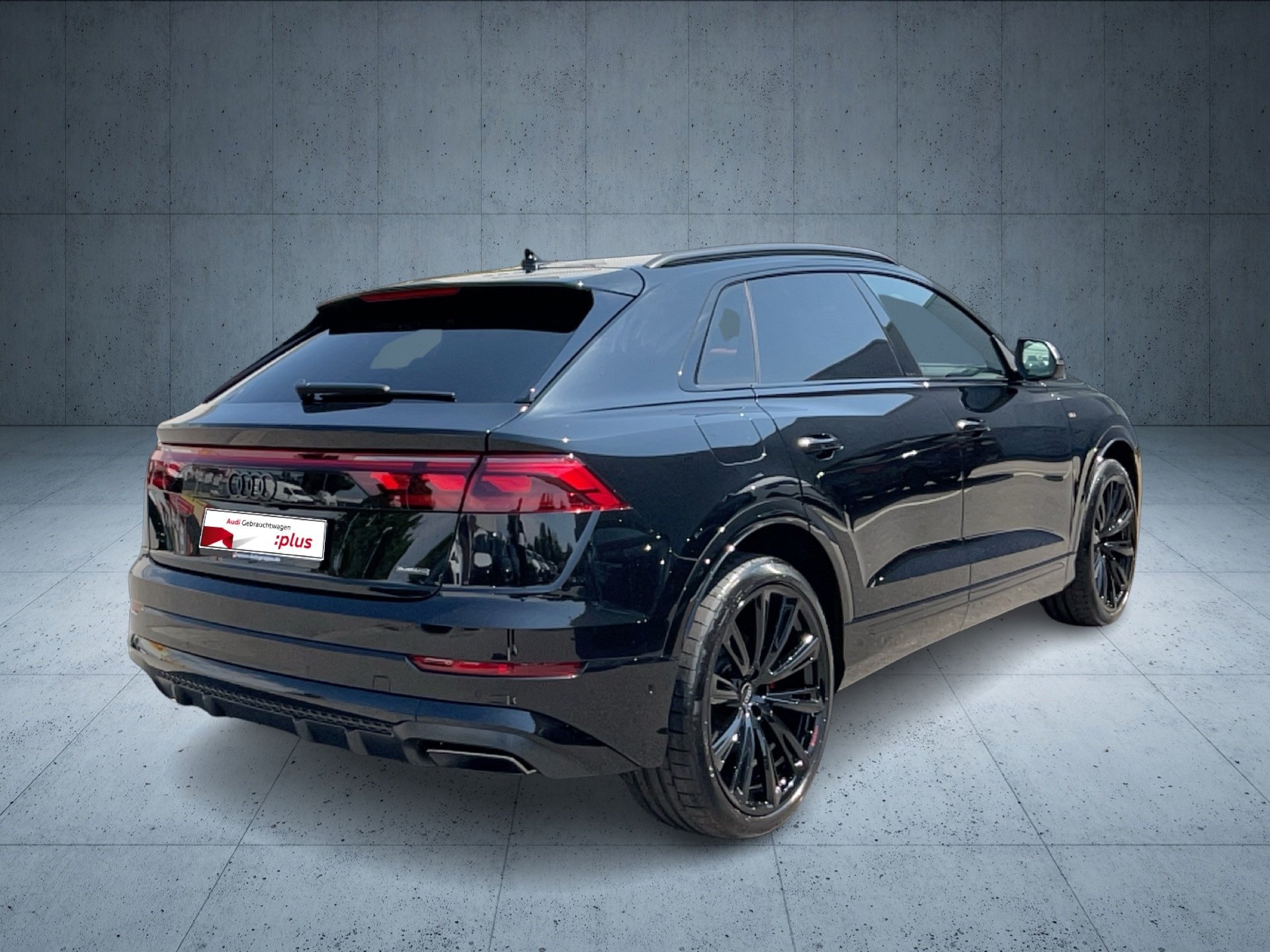Q8 SUV S line business TFSI e qu tiptr-4