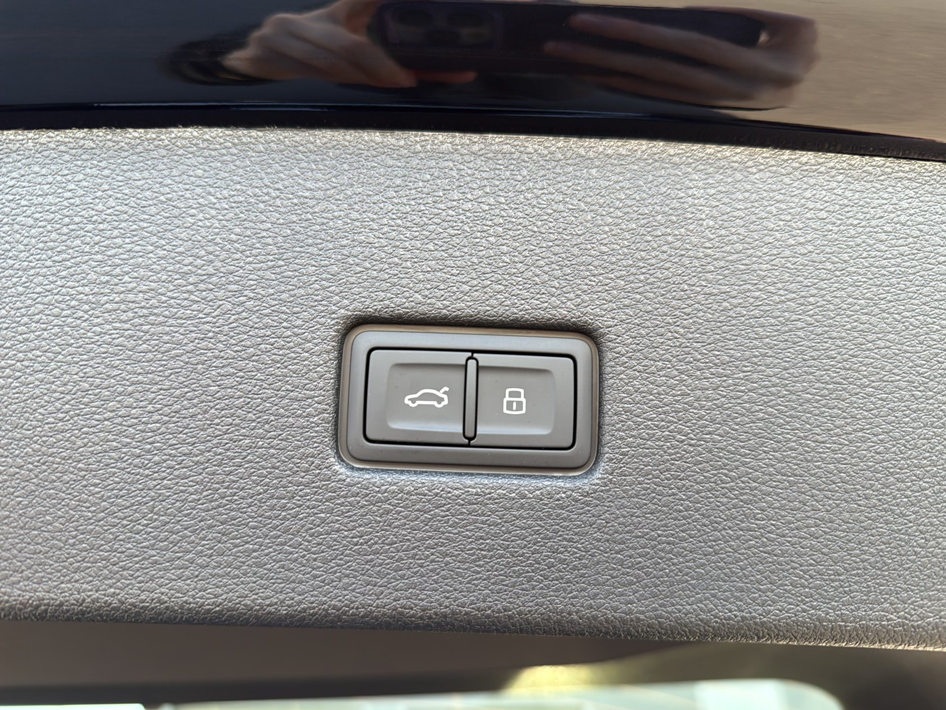 Q8 SUV S line business TDI qu. tiptr.-14