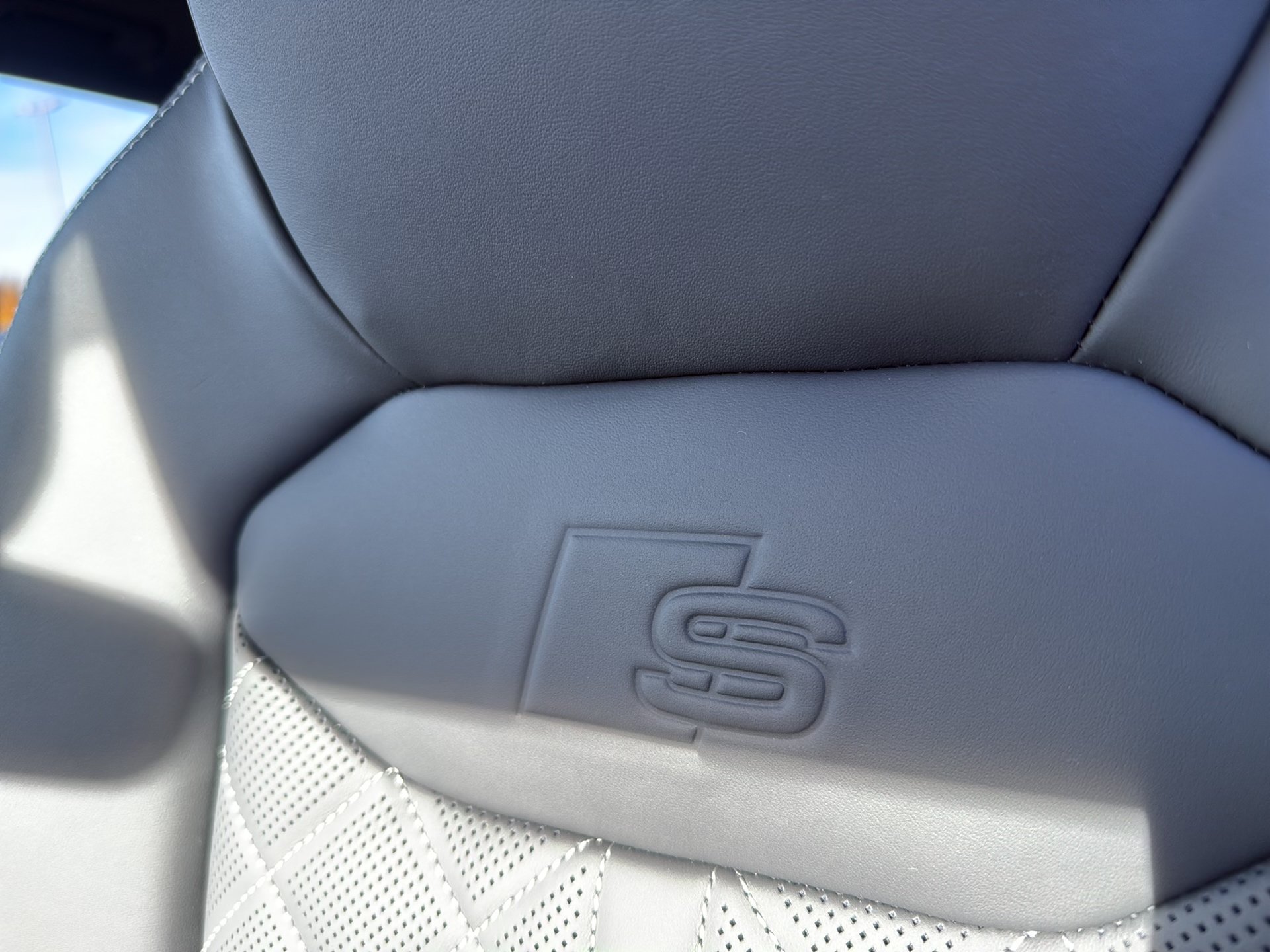 Q8 SUV S line business TDI qu. tiptr.-24