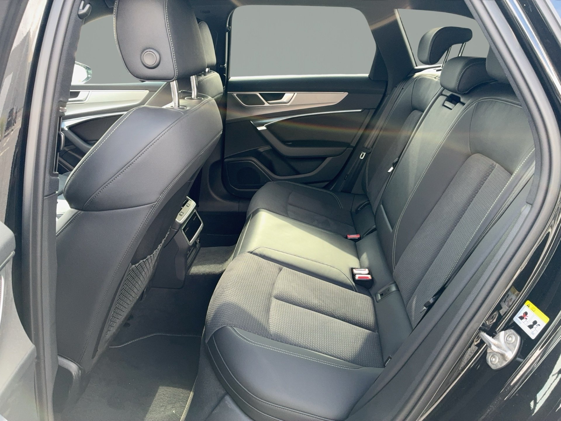 A6 Avant 55 TFSI e Design S line qu S tr.-11