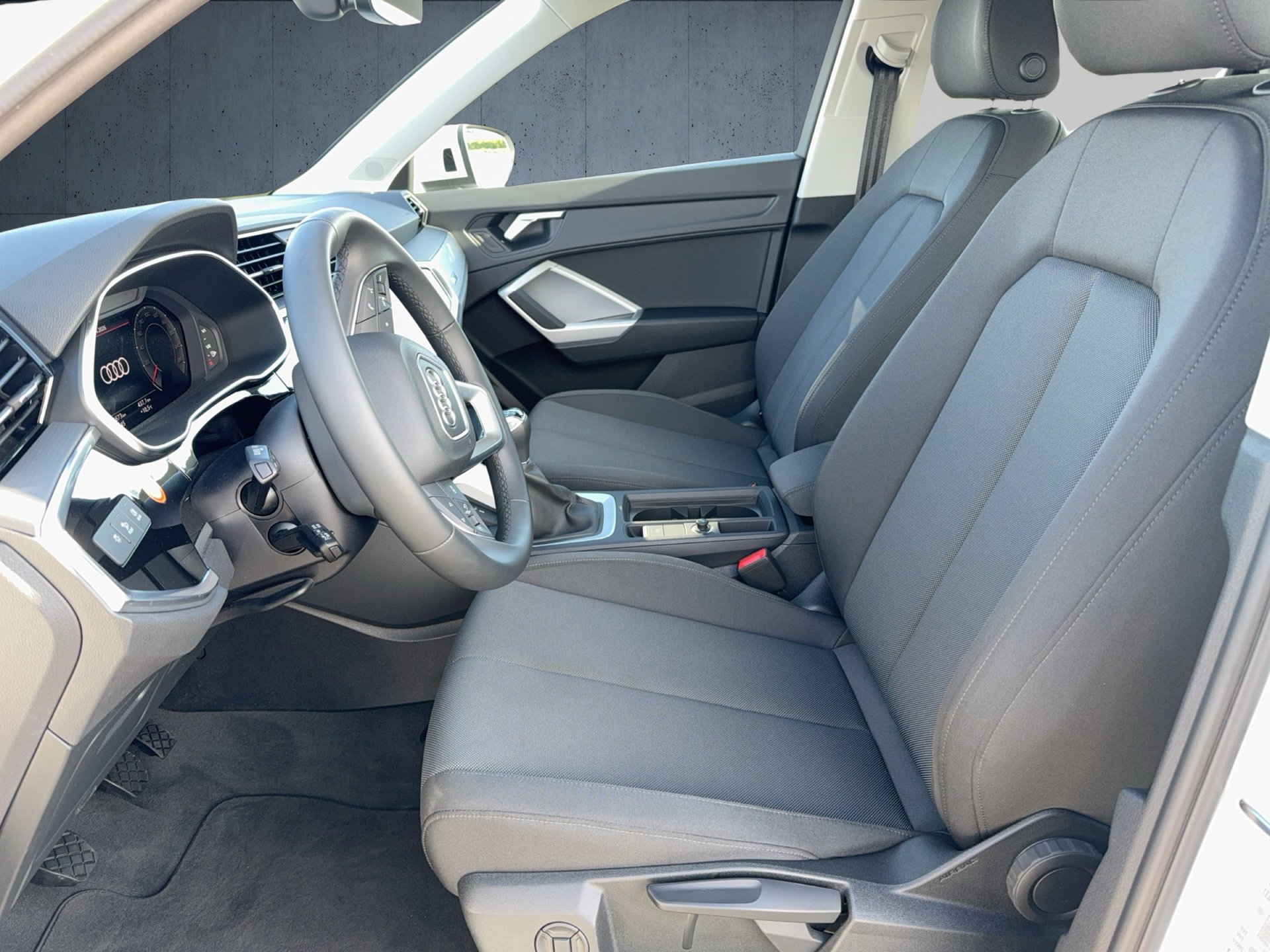 Q3 SUV advanced 35 TFSI Schaltgetriebe-8