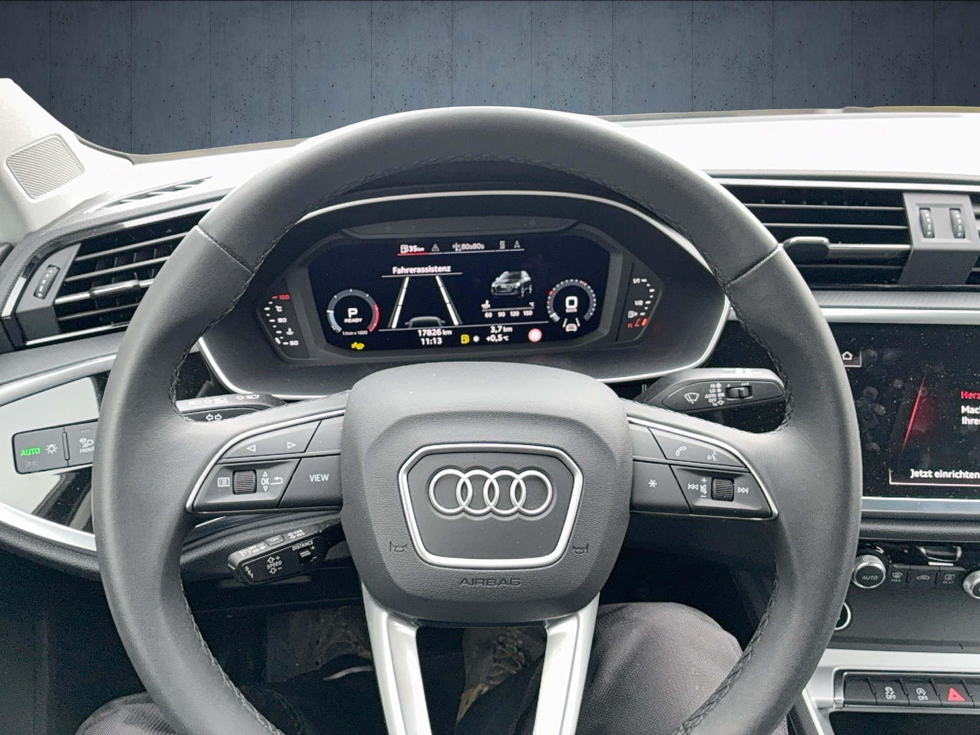 Q3 SUV 35 TDI S tronic-9
