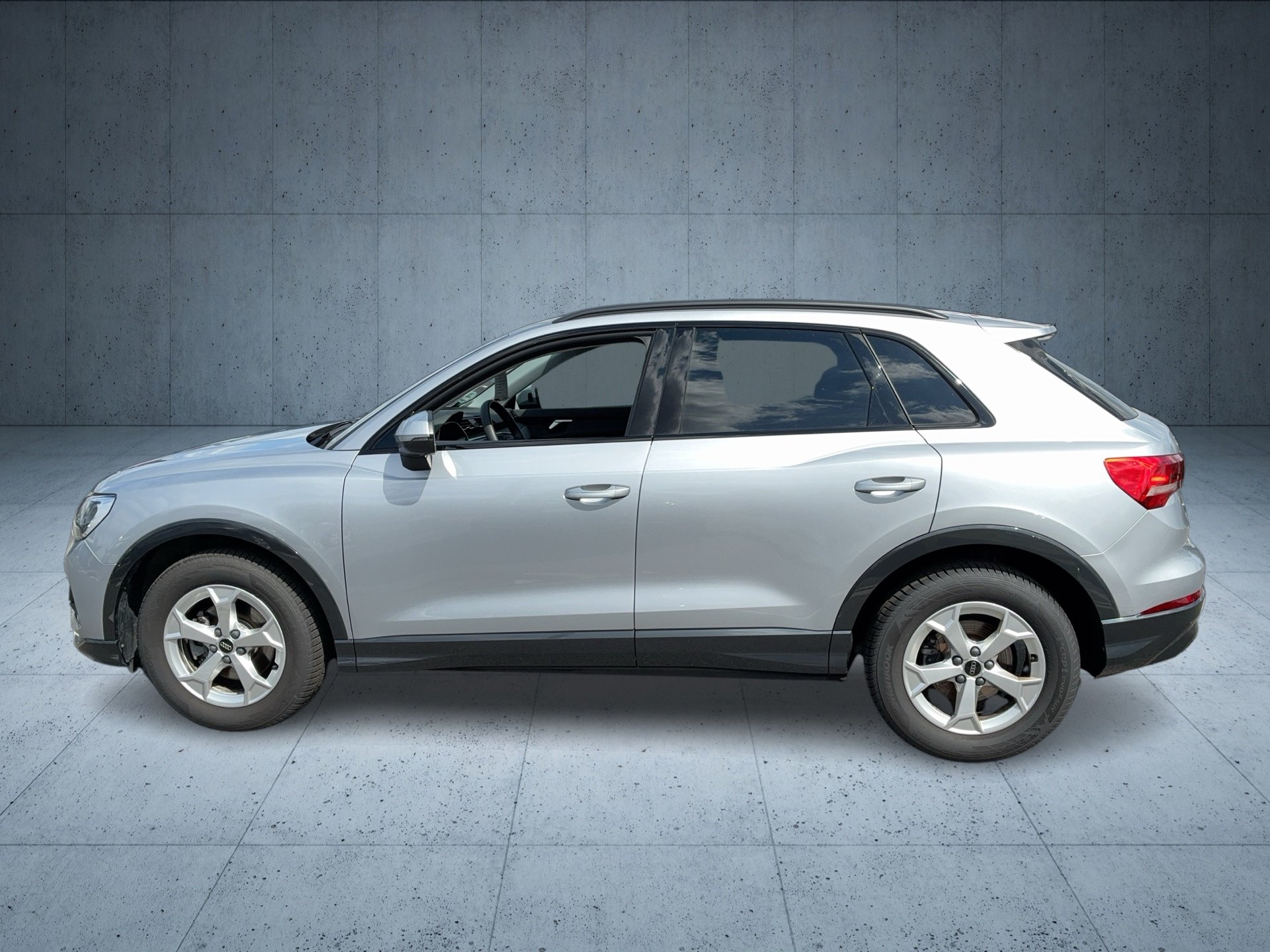 Q3 SUV advanced 35 TFSI S tr.-1