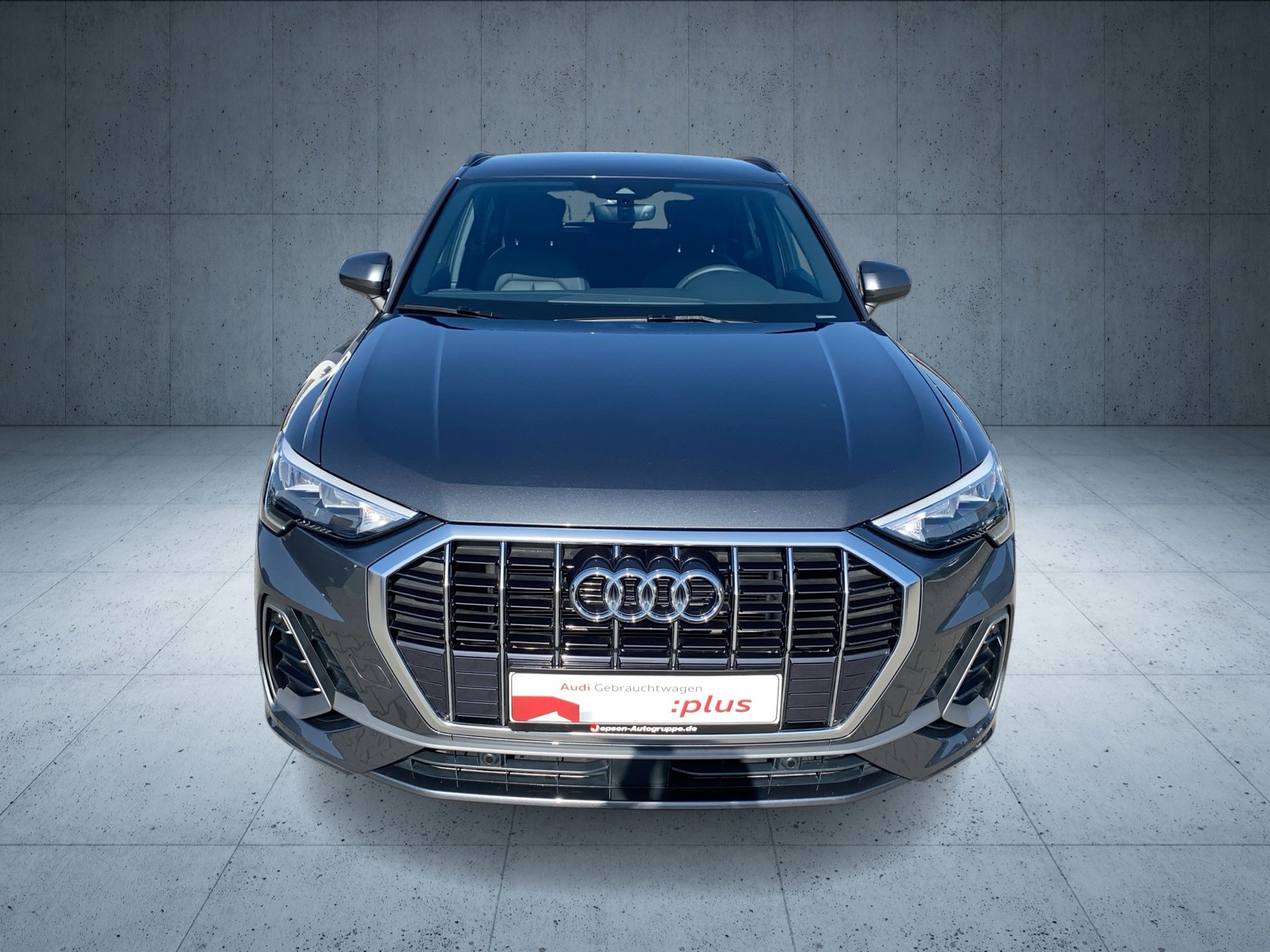 Q3 SUV S line 35 TDI S tr.-6