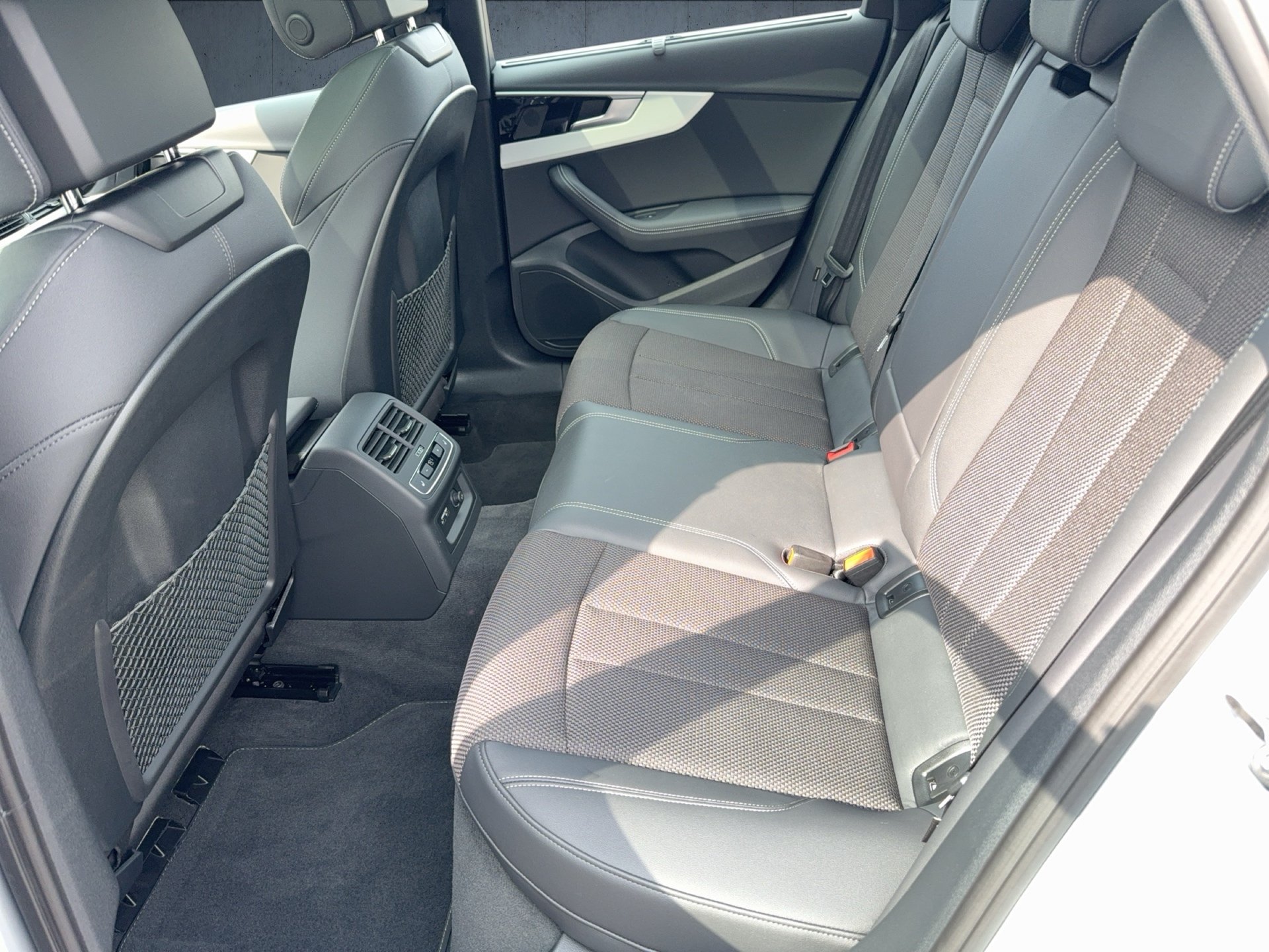 A4 Avant 45 TFSI qu. S tr.-11
