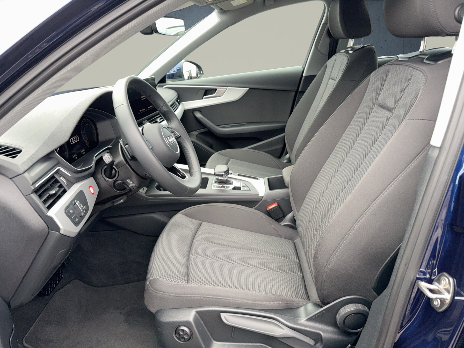 A4 Avant 35 TDI S tr.-8