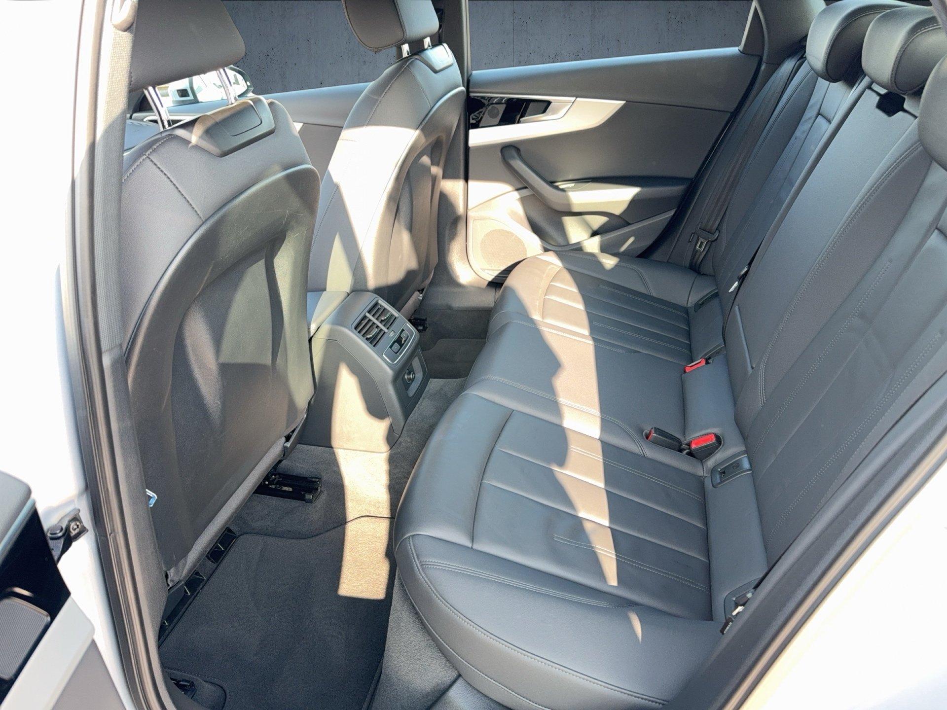 A4 Avant 35 TFSI S tr.-11
