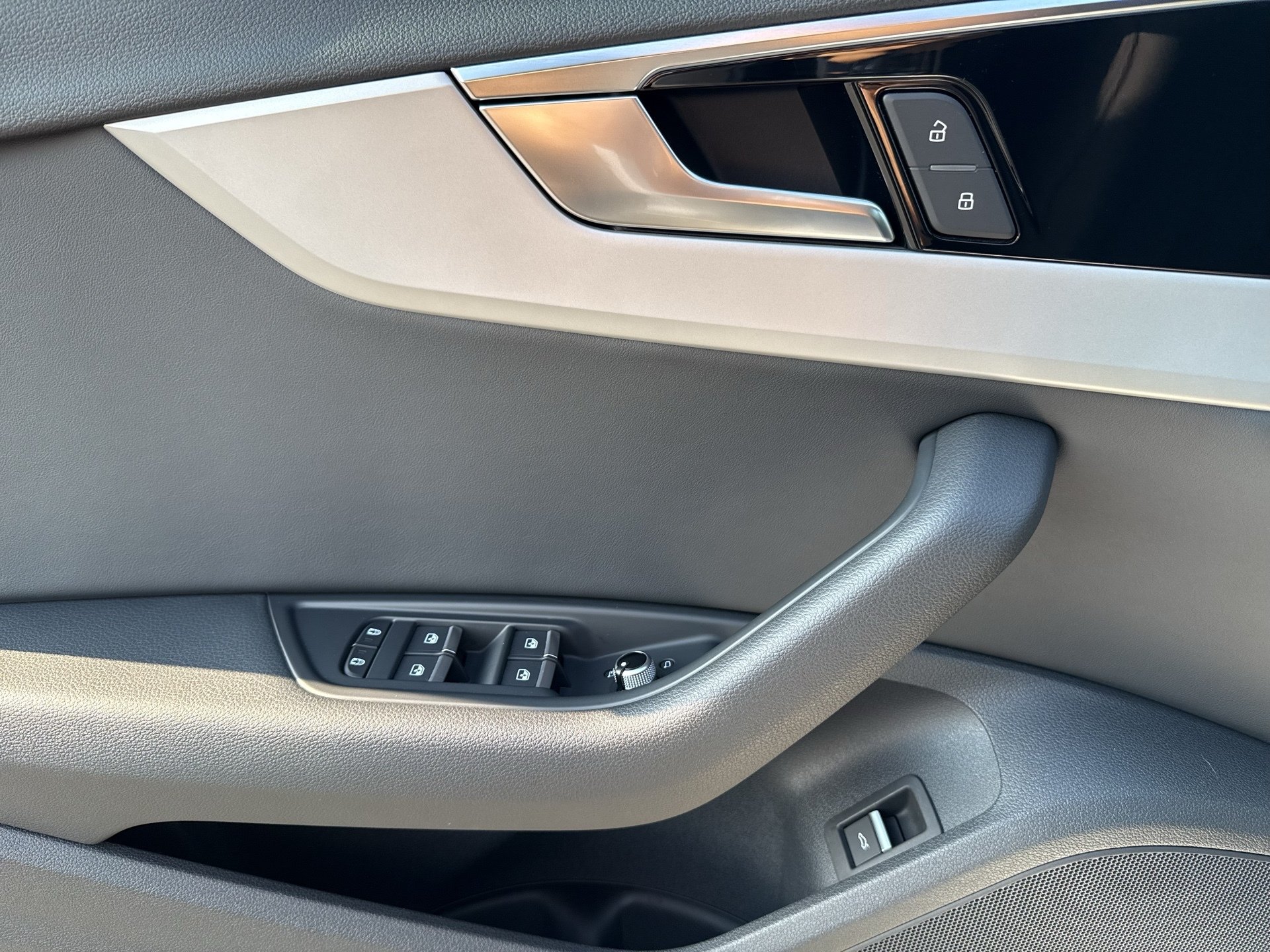 A4 Avant 35 TFSI S tr.-15