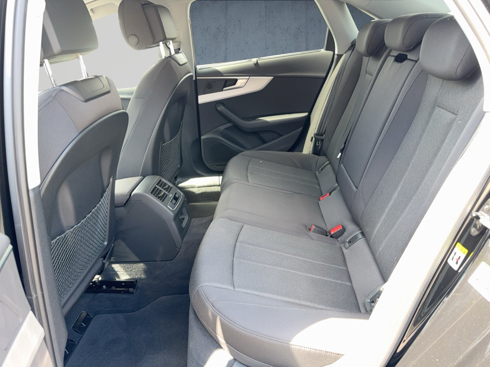 A4 Limousine 30 TDI S tr.-11