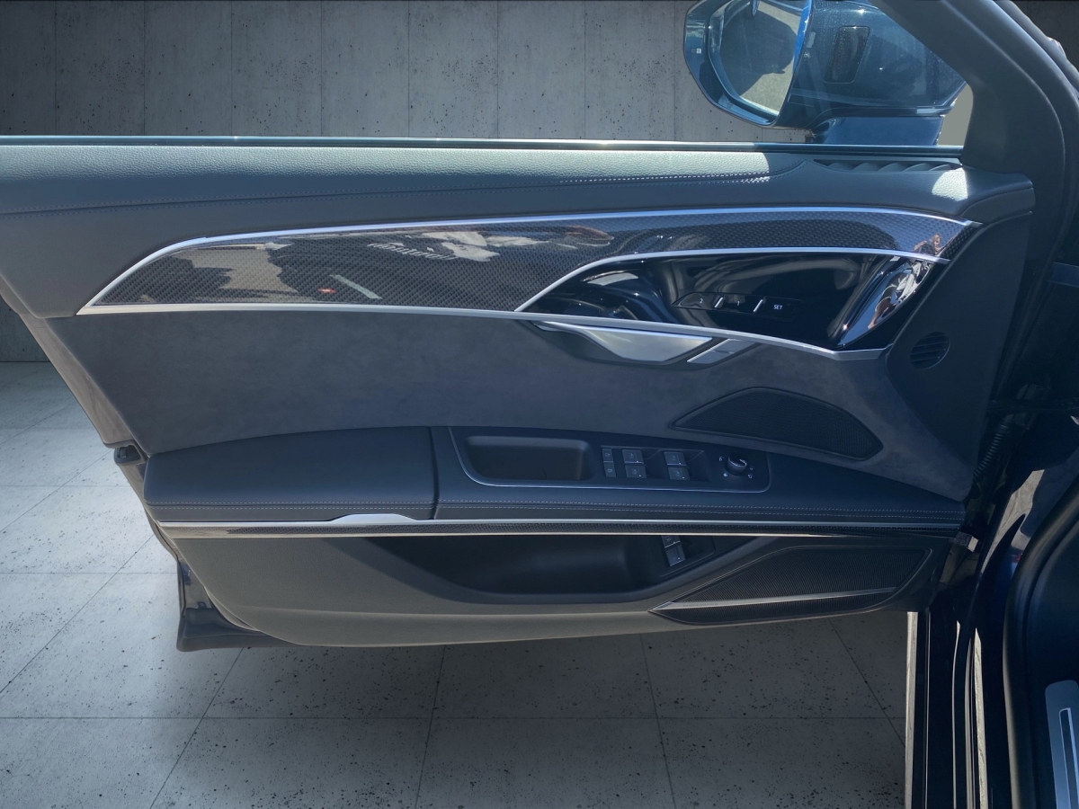 A8 L 60 TFSI e qu. tiptr.-17