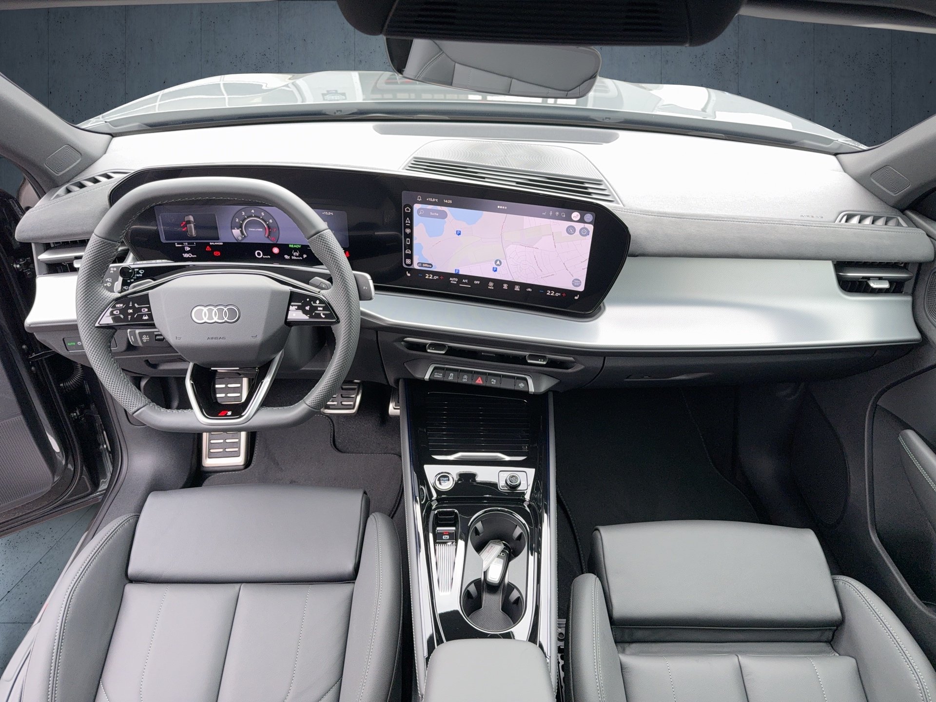 Q3 SUV TFSI S tron-10