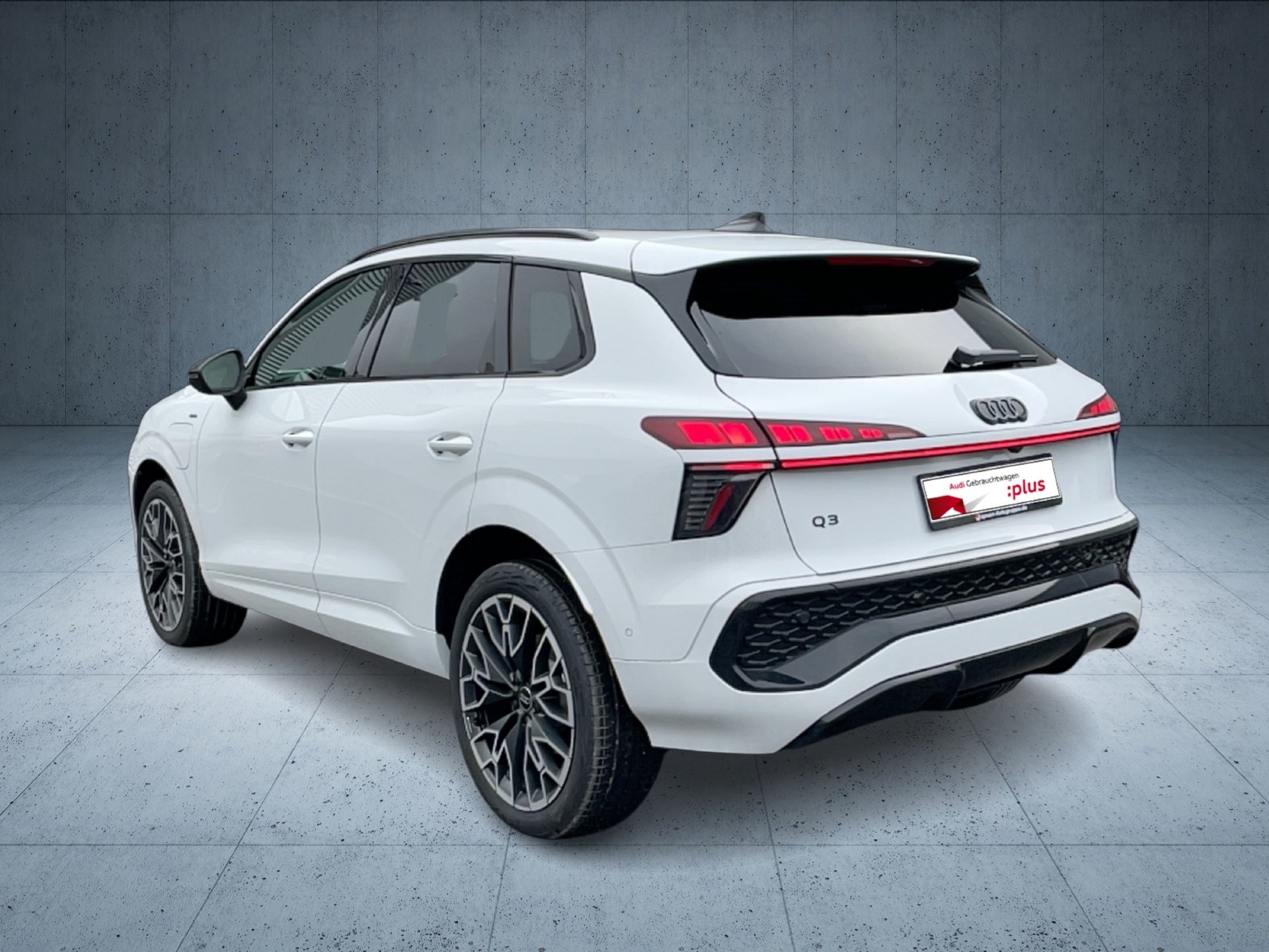 Q3 SUV e-hybrid S tr.-2