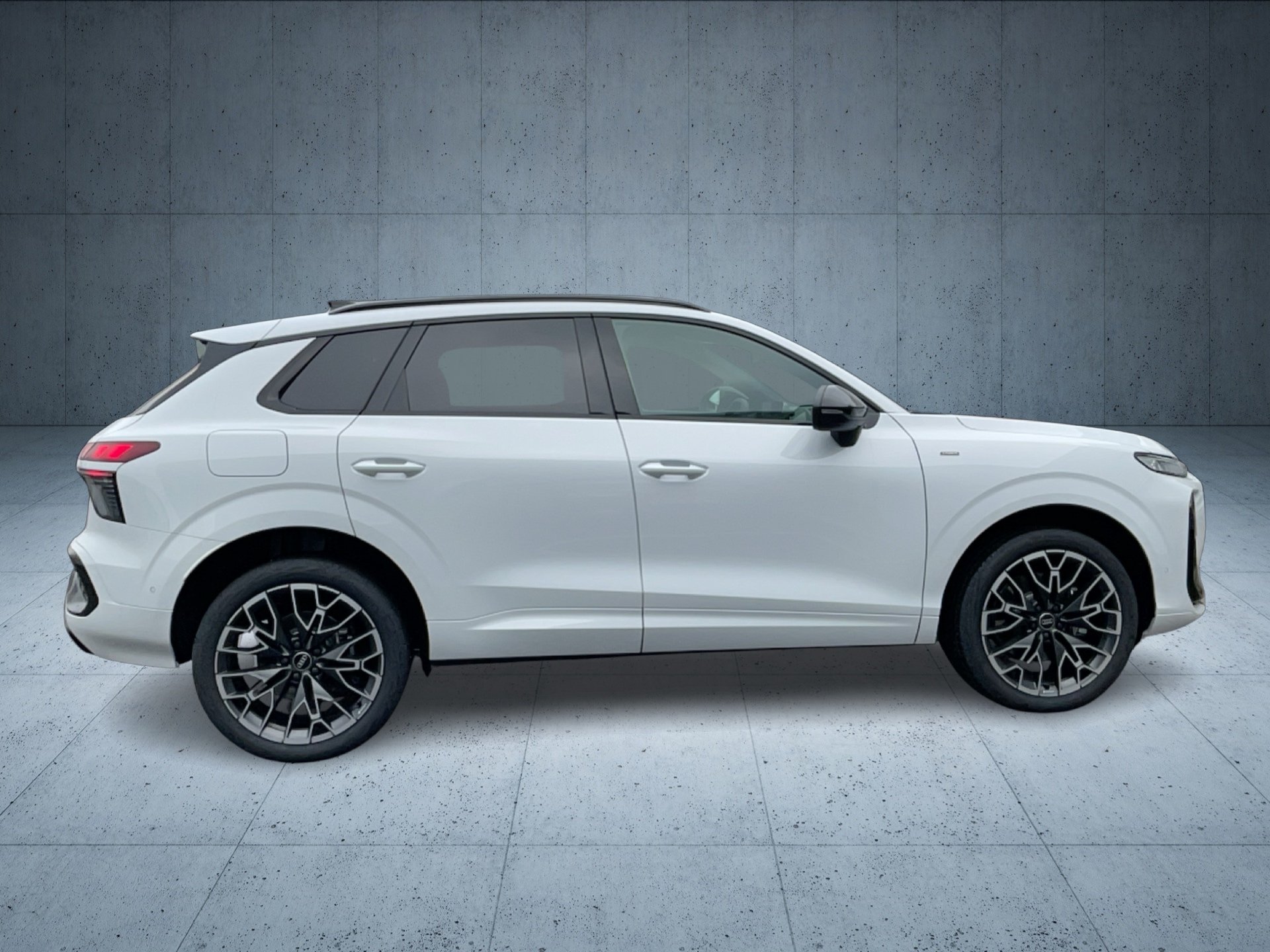 Q3 SUV e-hybrid S tr.-5