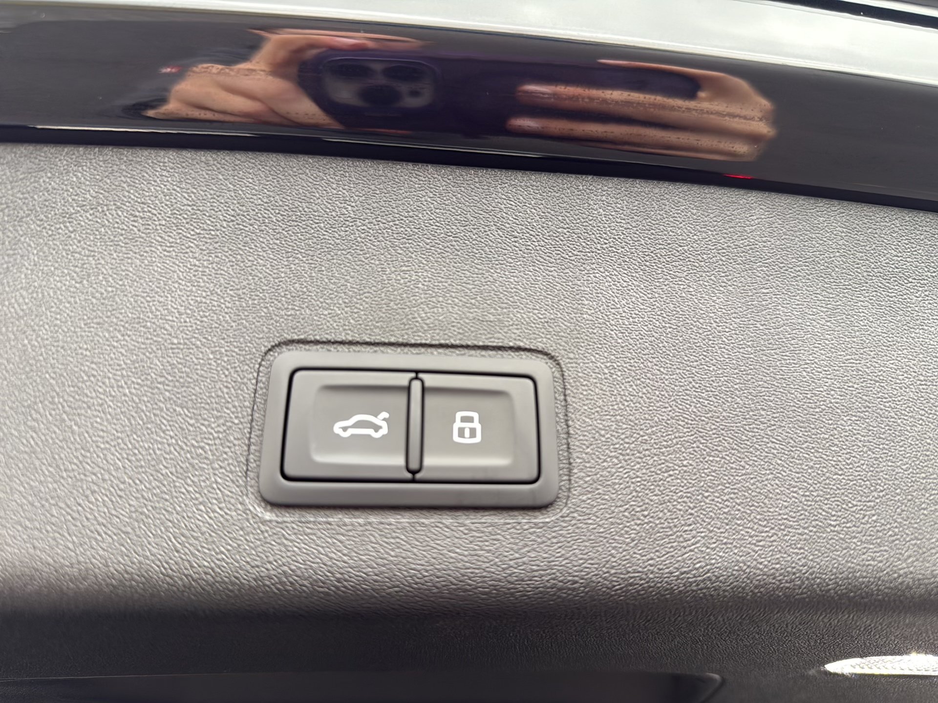 Q3 SUV e-hybrid S tr.-13