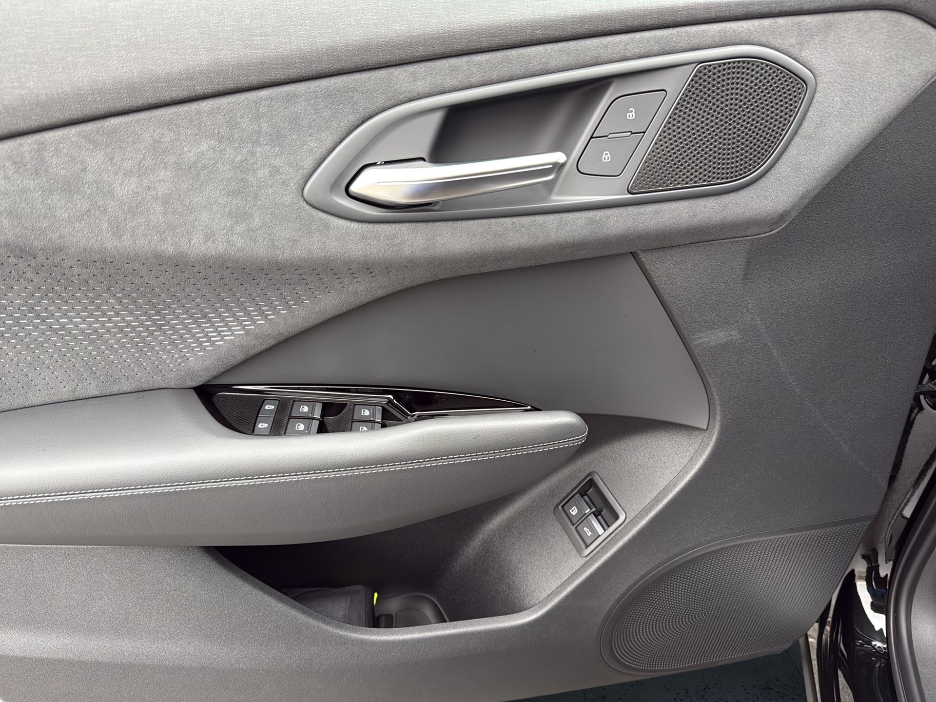Q3 SUV e-hybrid S tr.-15