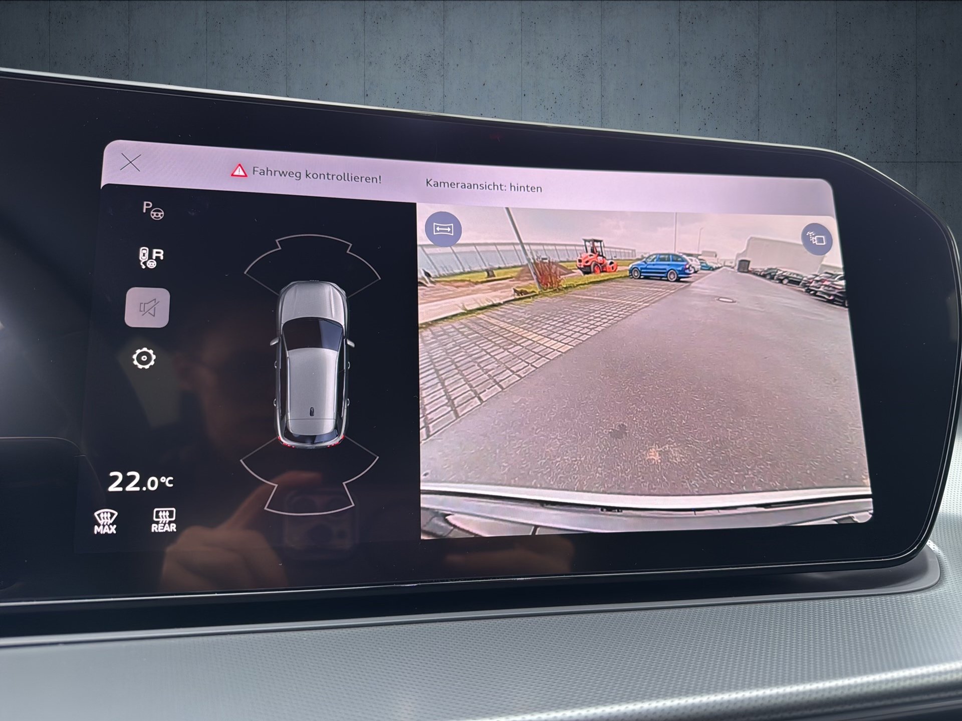 Q3 SUV e-hybrid S tr.-17