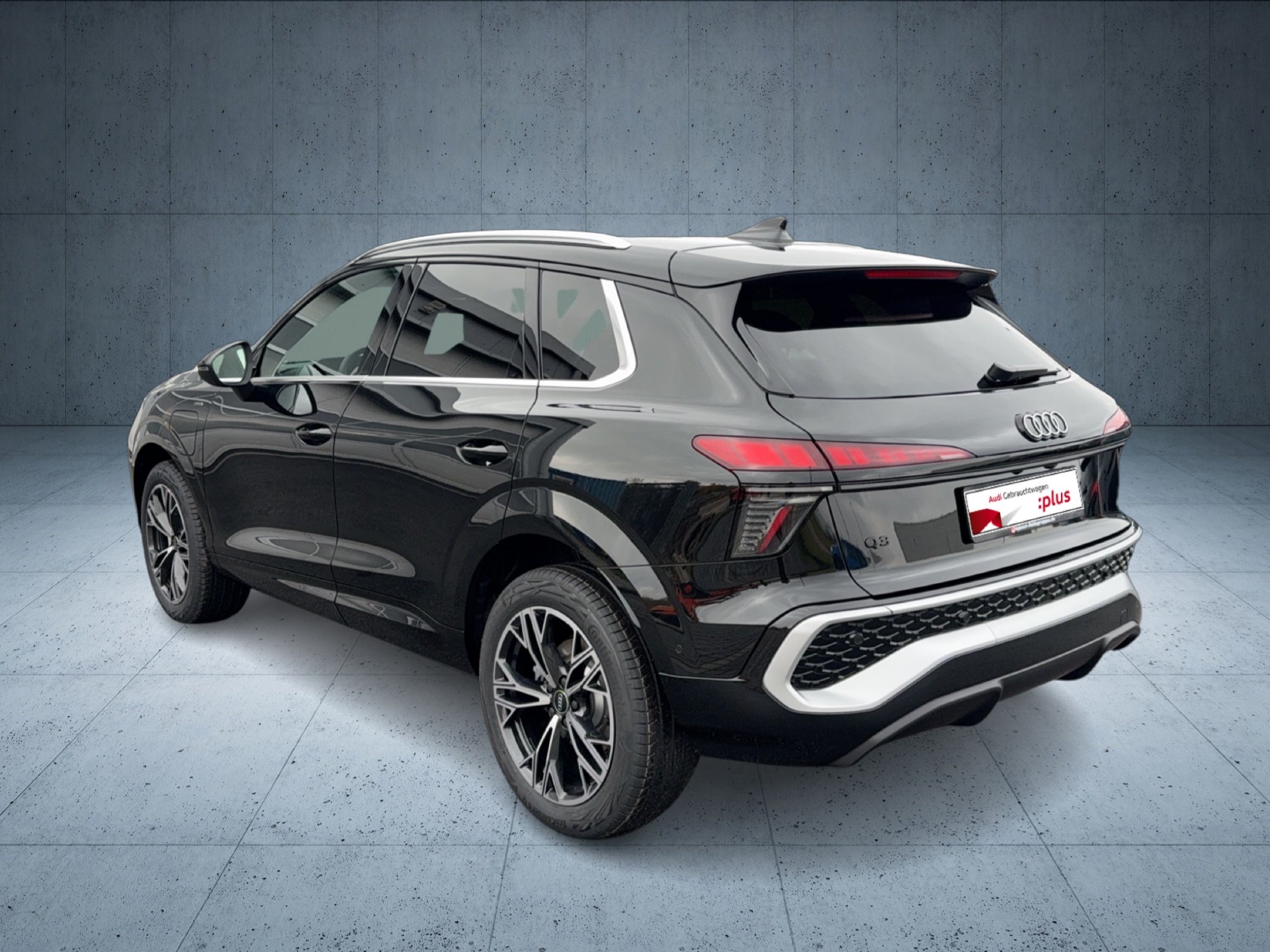 Q3 SUV e-hybrid S tr.-2