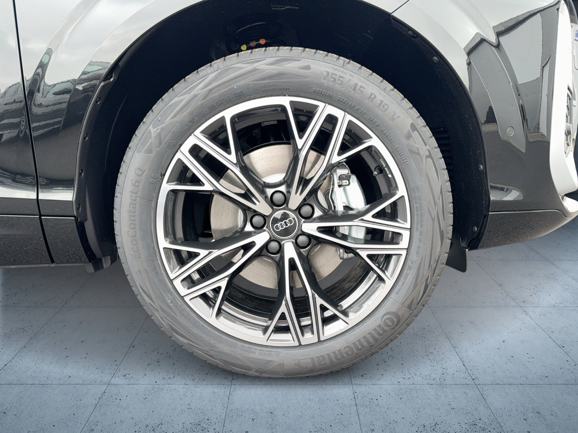 Q3 SUV e-hybrid S tr.-6