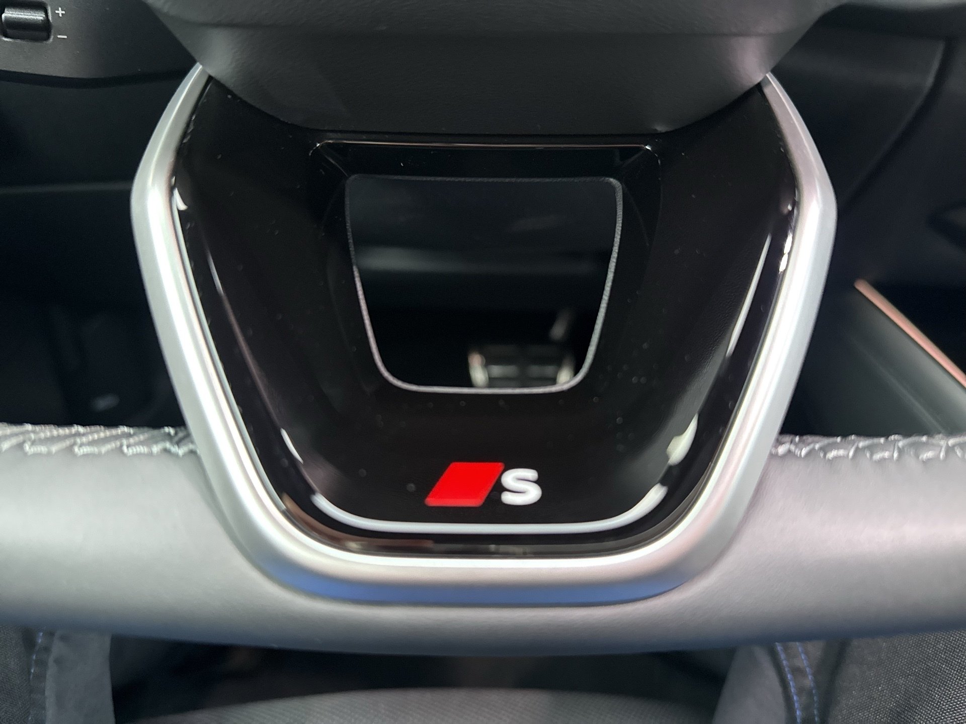 Q3 Sportback TFSI S tr.-19