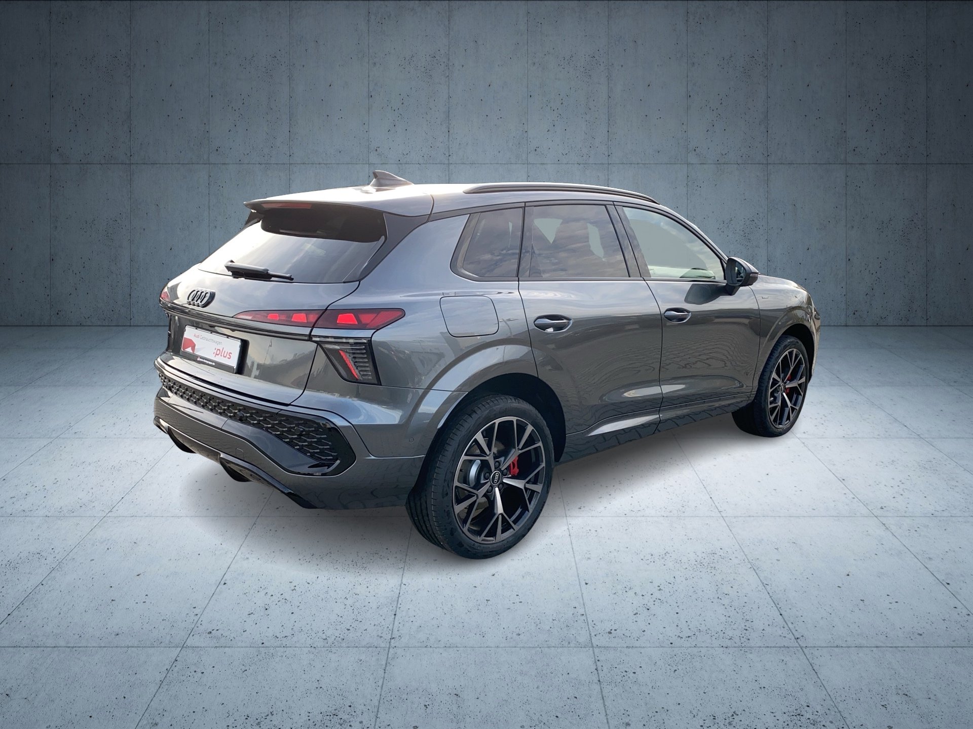 Q3 SUV e-hybrid S tr.-4