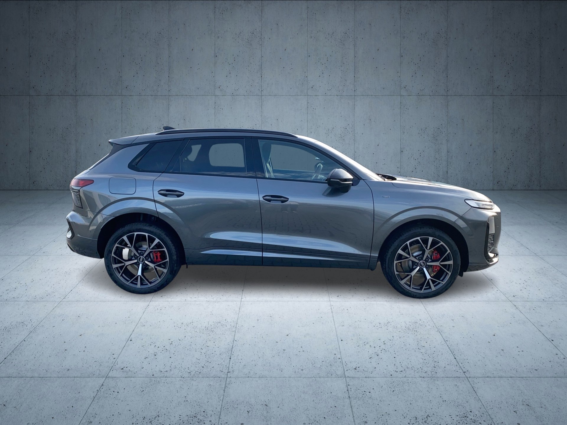 Q3 SUV e-hybrid S tr.-5