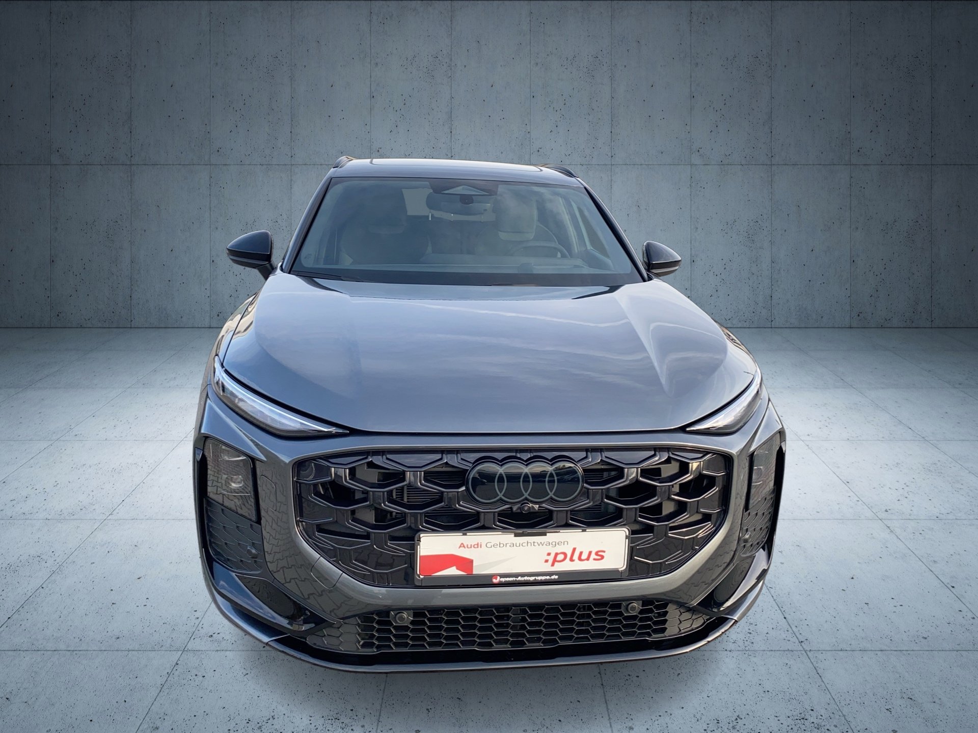 Q3 SUV e-hybrid S tr.-7