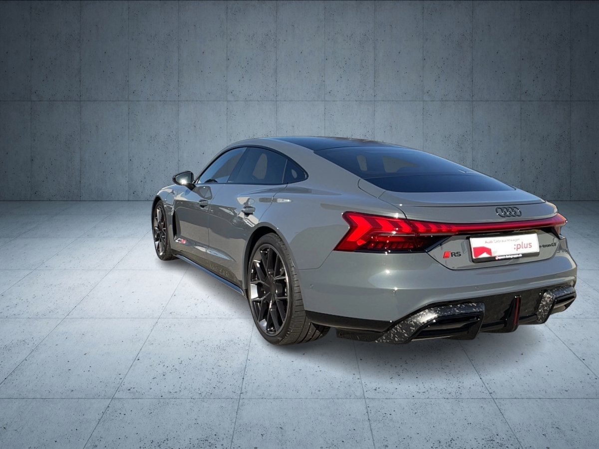 RS e-tron GT performance quattro 550 kW-2