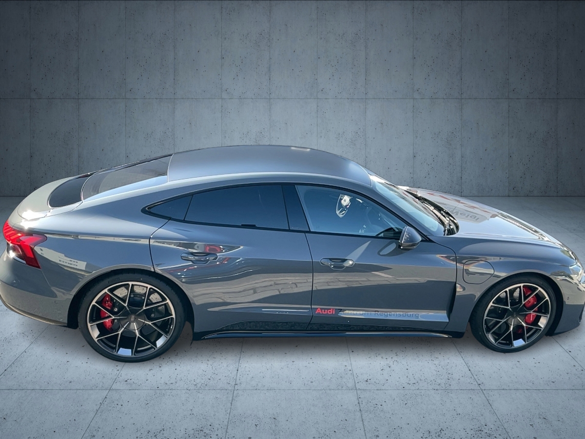 RS e-tron GT performance quattro 550 kW-5