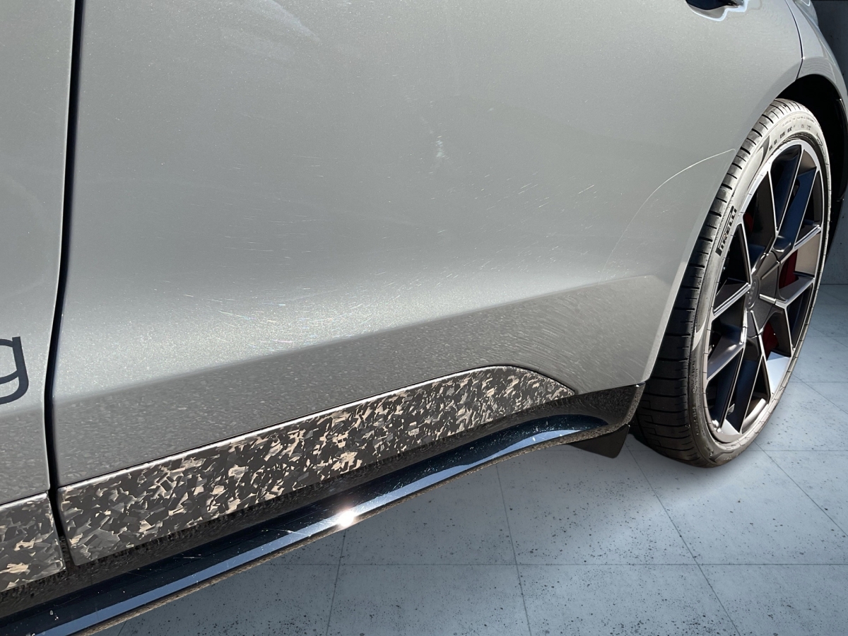 RS e-tron GT performance quattro 550 kW-16