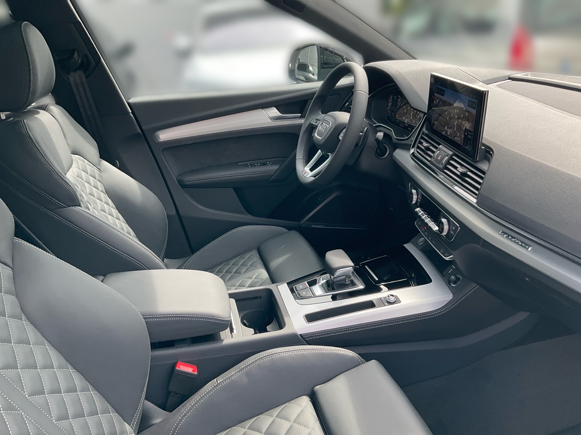 Q5 S line business 40 TDI qu S tronic-16