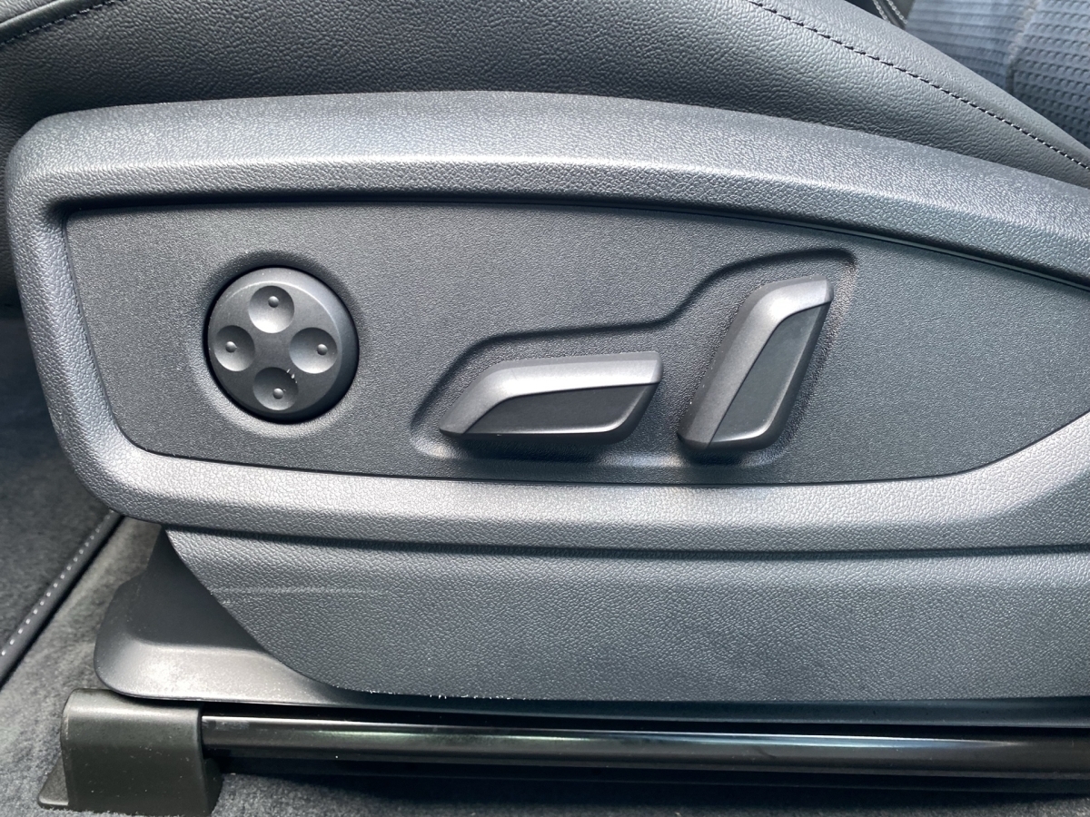 SQ5 TDI tiptr.-16