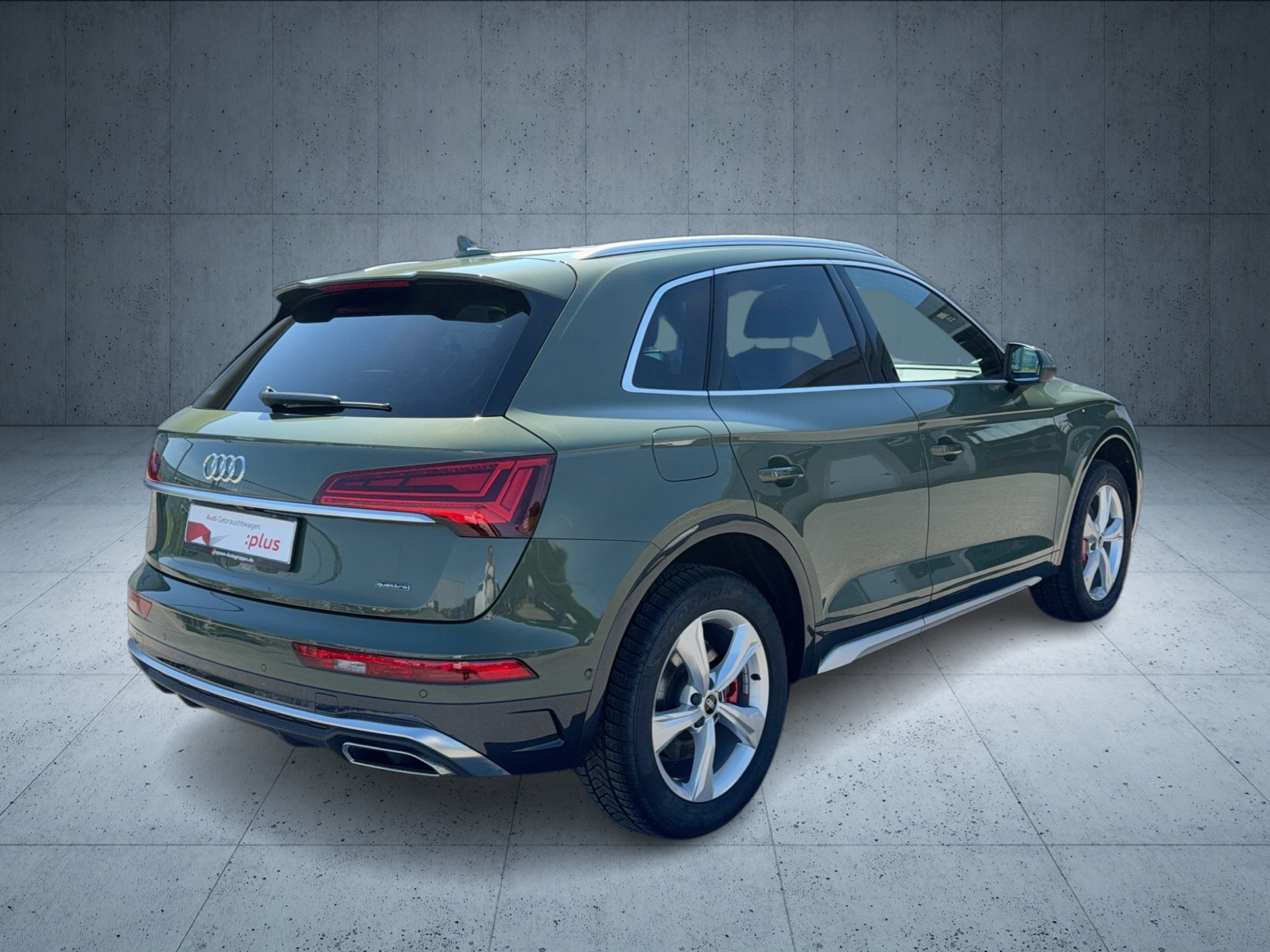 Q5 TFSI e S line business quattro S tr-4