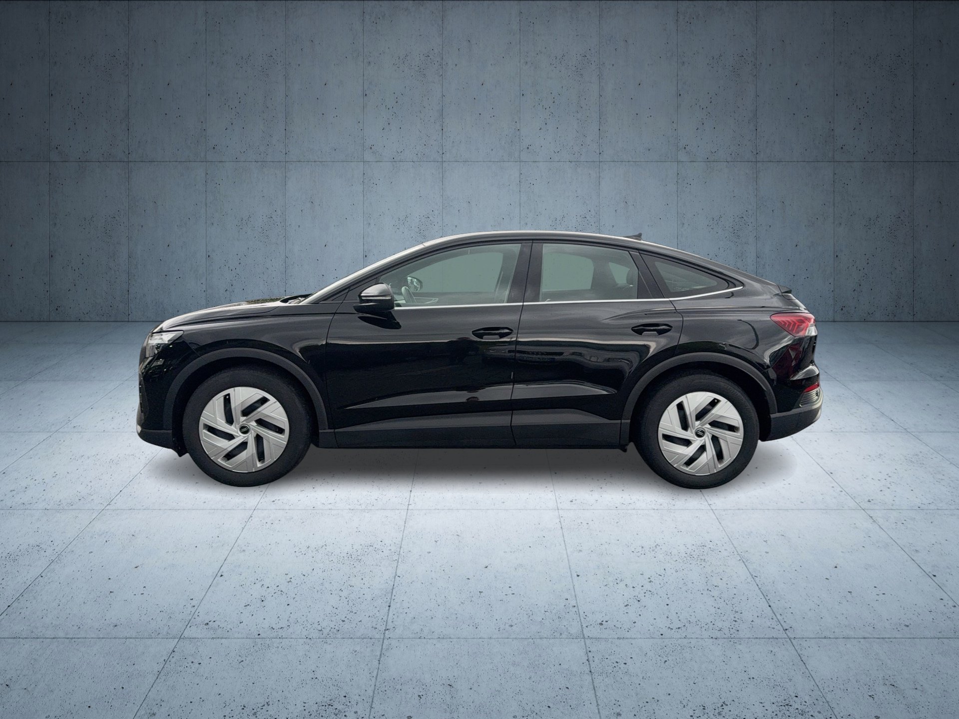 Q4 Sportback e-tron 35-1