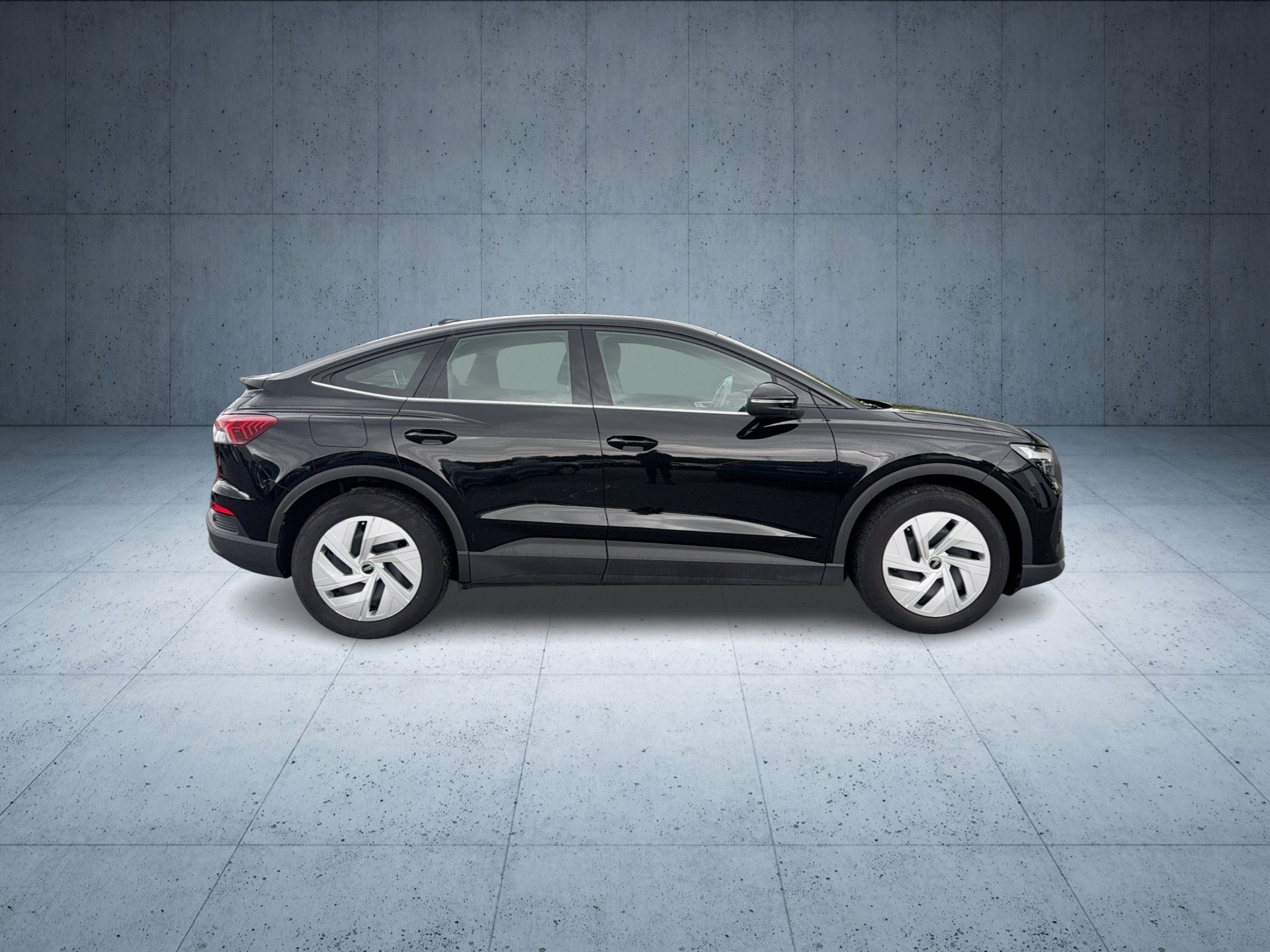 Q4 Sportback e-tron 35-5